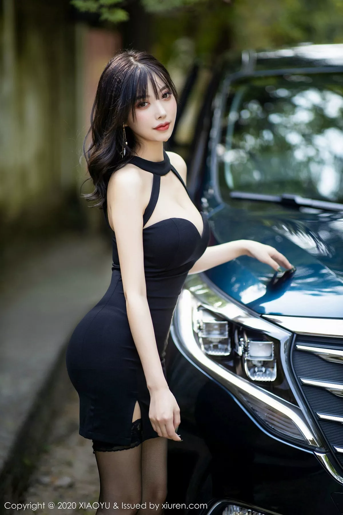 秀人集.com_[XiaoYu画语界]Vol.230_女神杨晨晨sugar室外车拍主题朦胧黑丝秀翘臀美腿诱惑写真101P