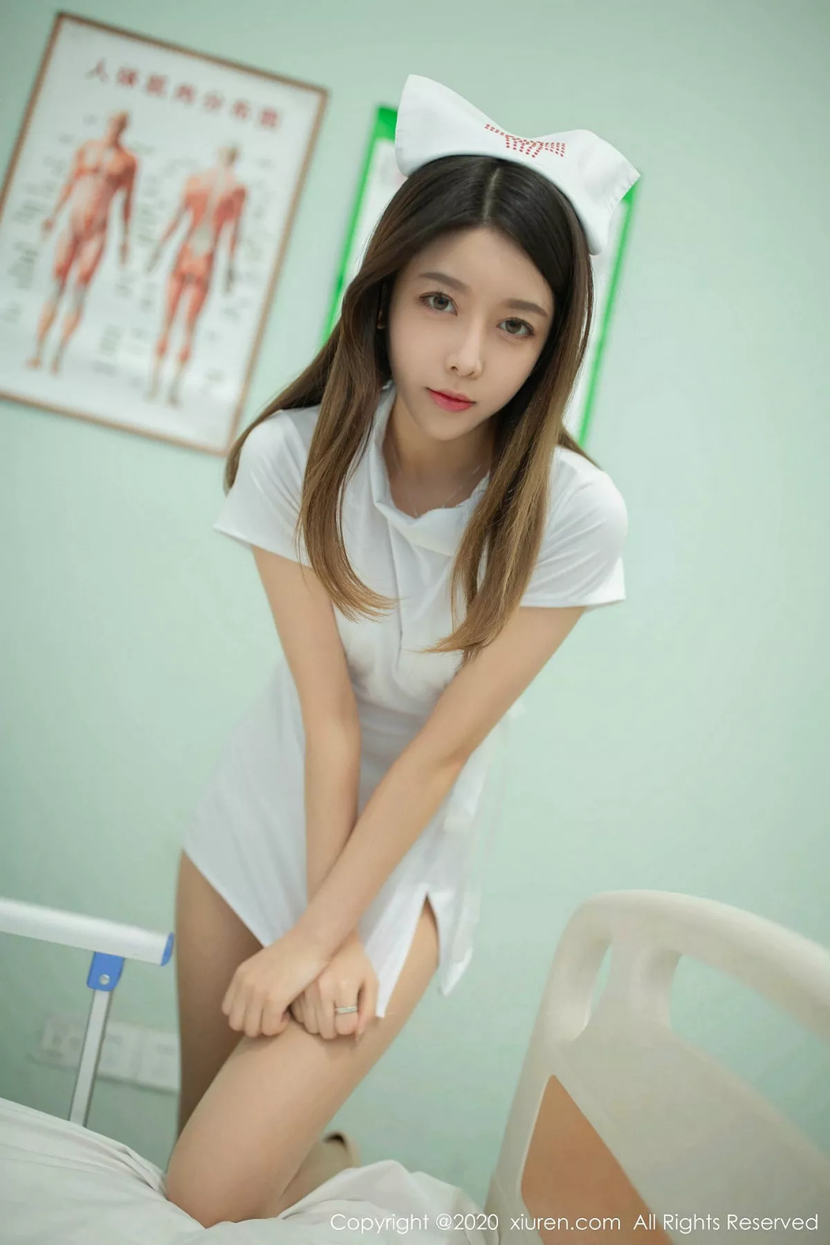 秀人集.com_[XiuRen秀人网]No.1941_嫩模夏诗诗Sally私房性感护士装半脱露白色内衣完美诱惑写真95P