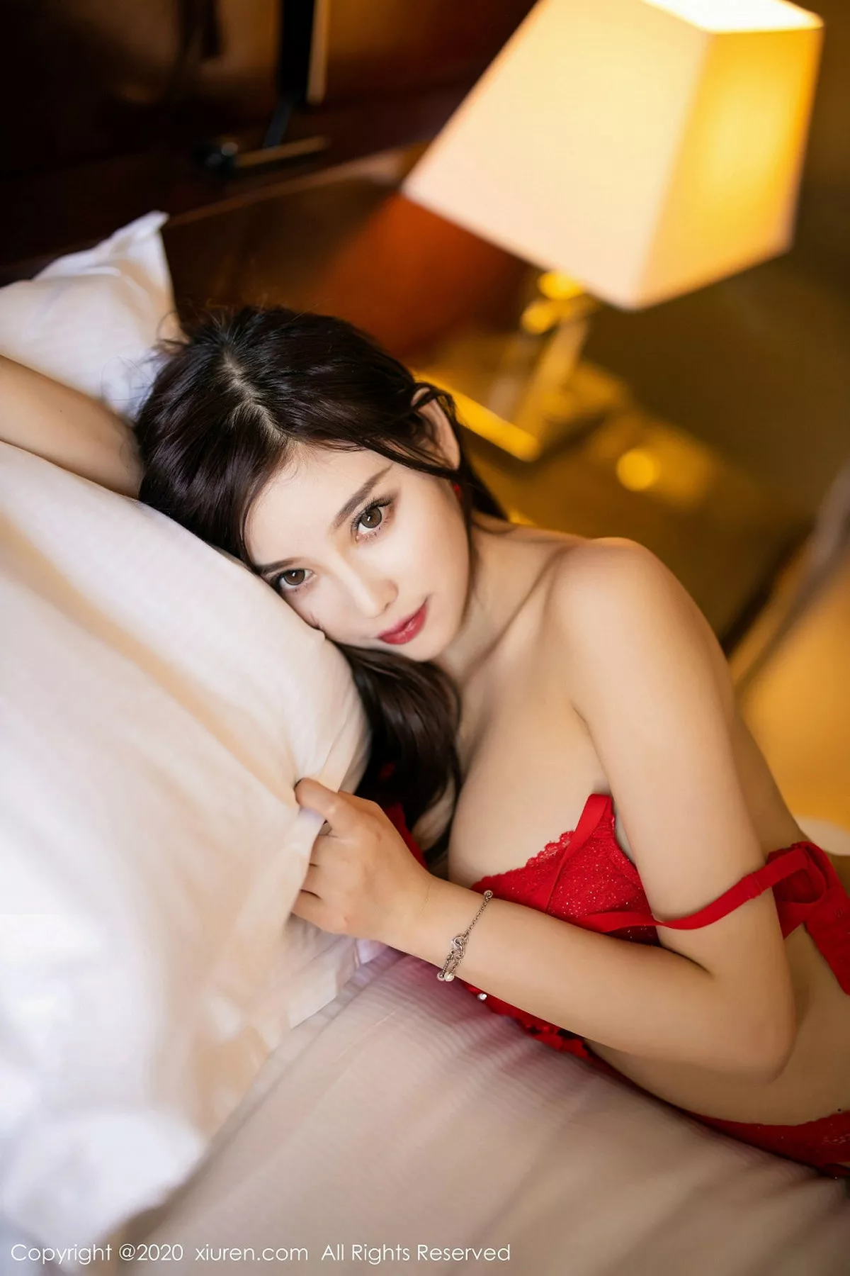 秀人集.com_[XiuRen秀人网]No.1949_女神杨晨晨sugar私房红色内衣配红丝袜秀火辣身材诱惑写真106P