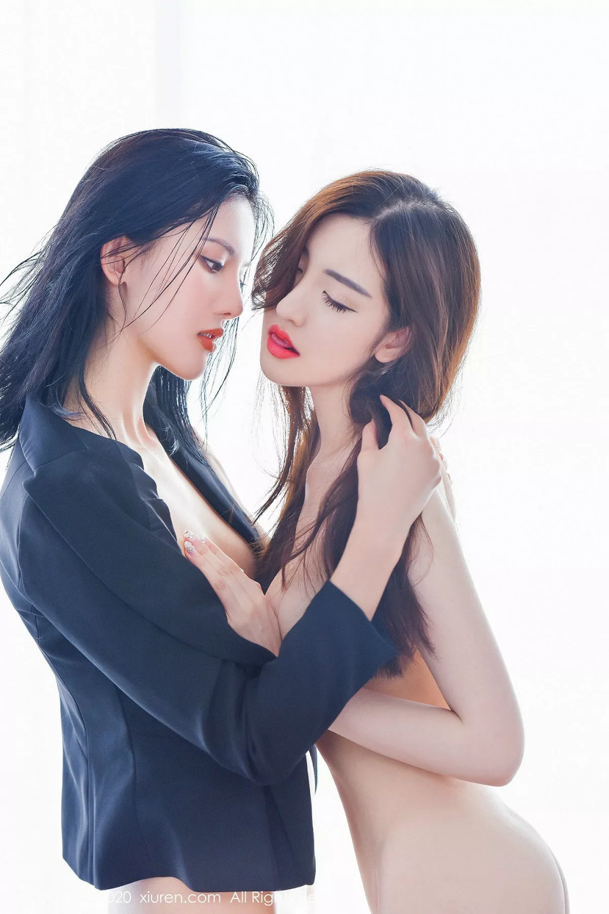 秀人集.com_[XiuRen秀人网]No.1952_嫩模沈梦瑶＆就是阿朱啊私房拉拉系列全裸上身撩人诱惑写真54P