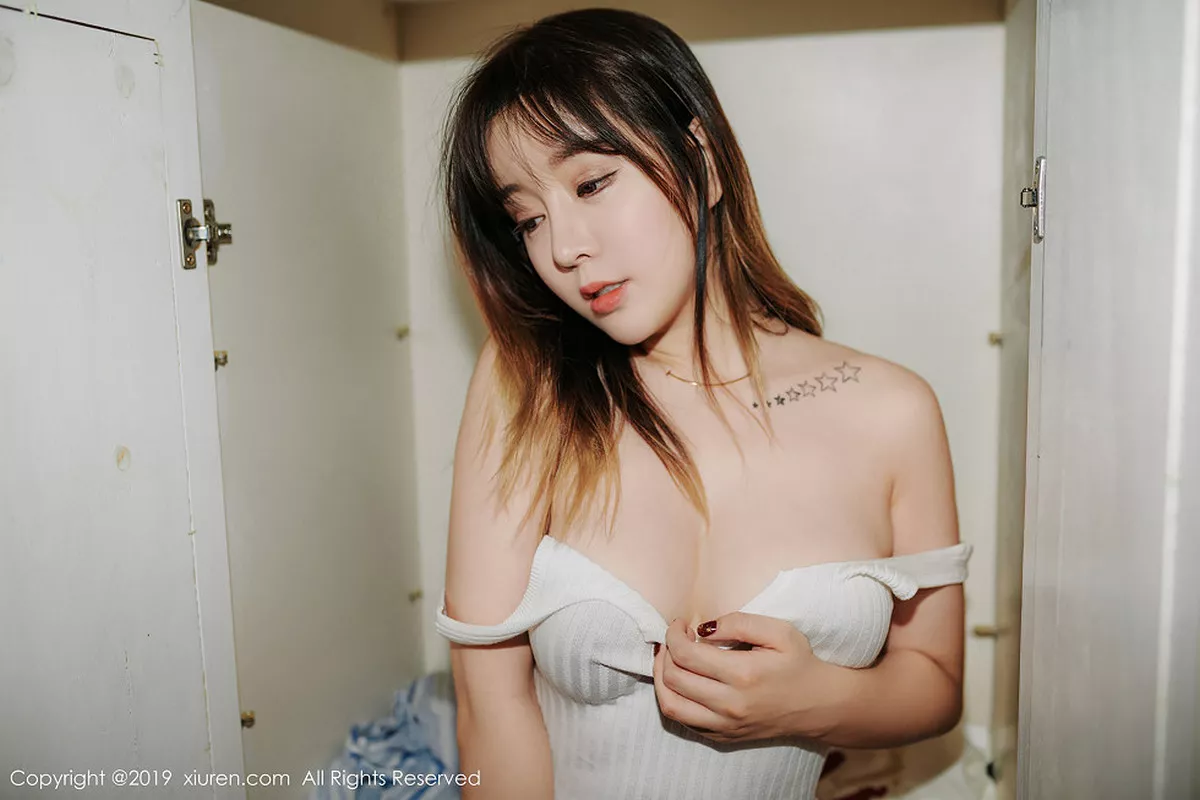 秀人集.com_[XiuRen秀人网]No.1328_女神王雨纯户外黑色高叉连体透视内衣秀火辣身材诱惑写真57P