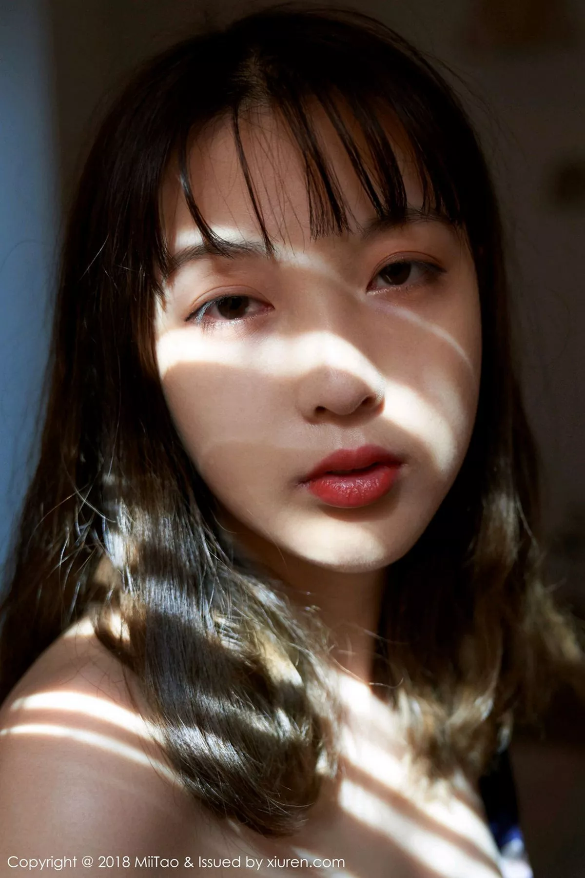 秀人集.com_[MiiTao蜜桃社]Vol.121_嫩模美绪私房真空开背毛衣露豪乳翘臀大尺度撩人诱惑写真92P