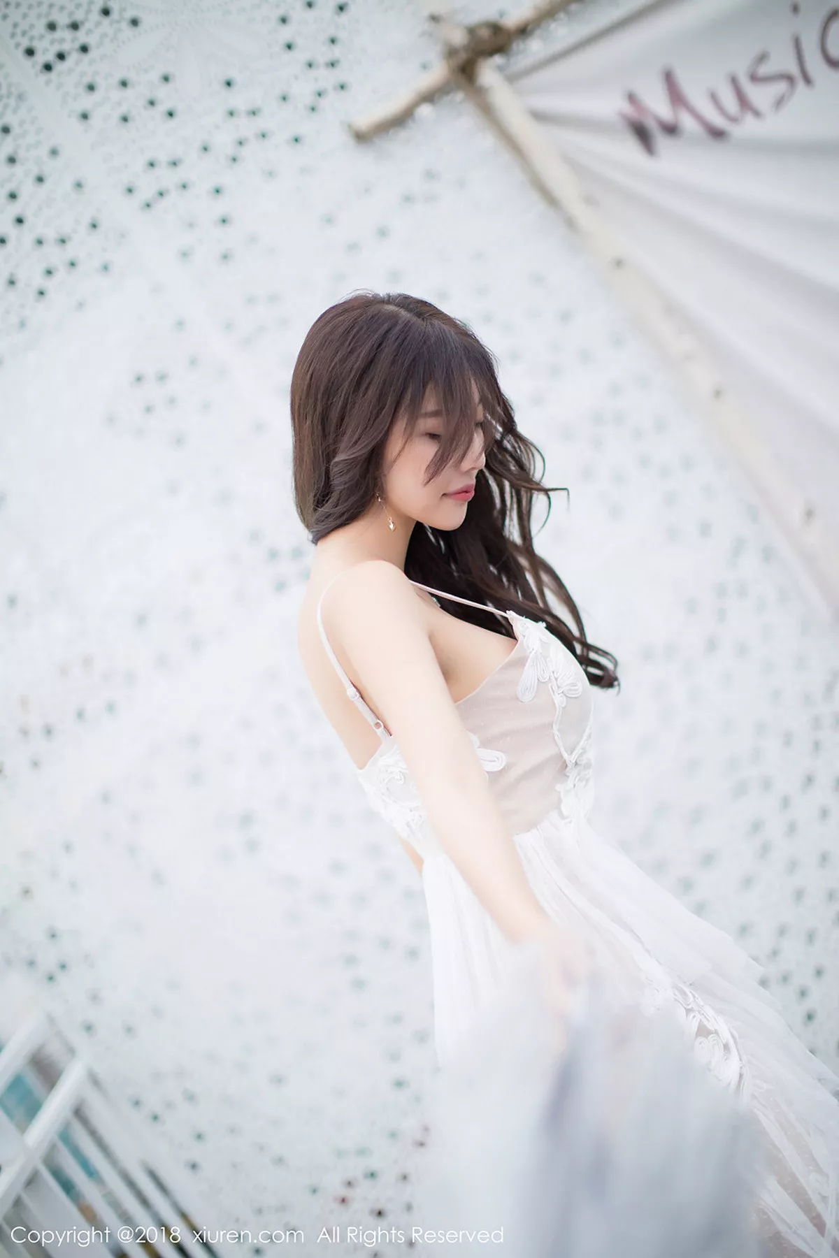 秀人集.com_[XiuRen秀人网]No.1296_女神杨晨晨sugar元旦特辑纯白吊带新娘连身裙甜美写真68P