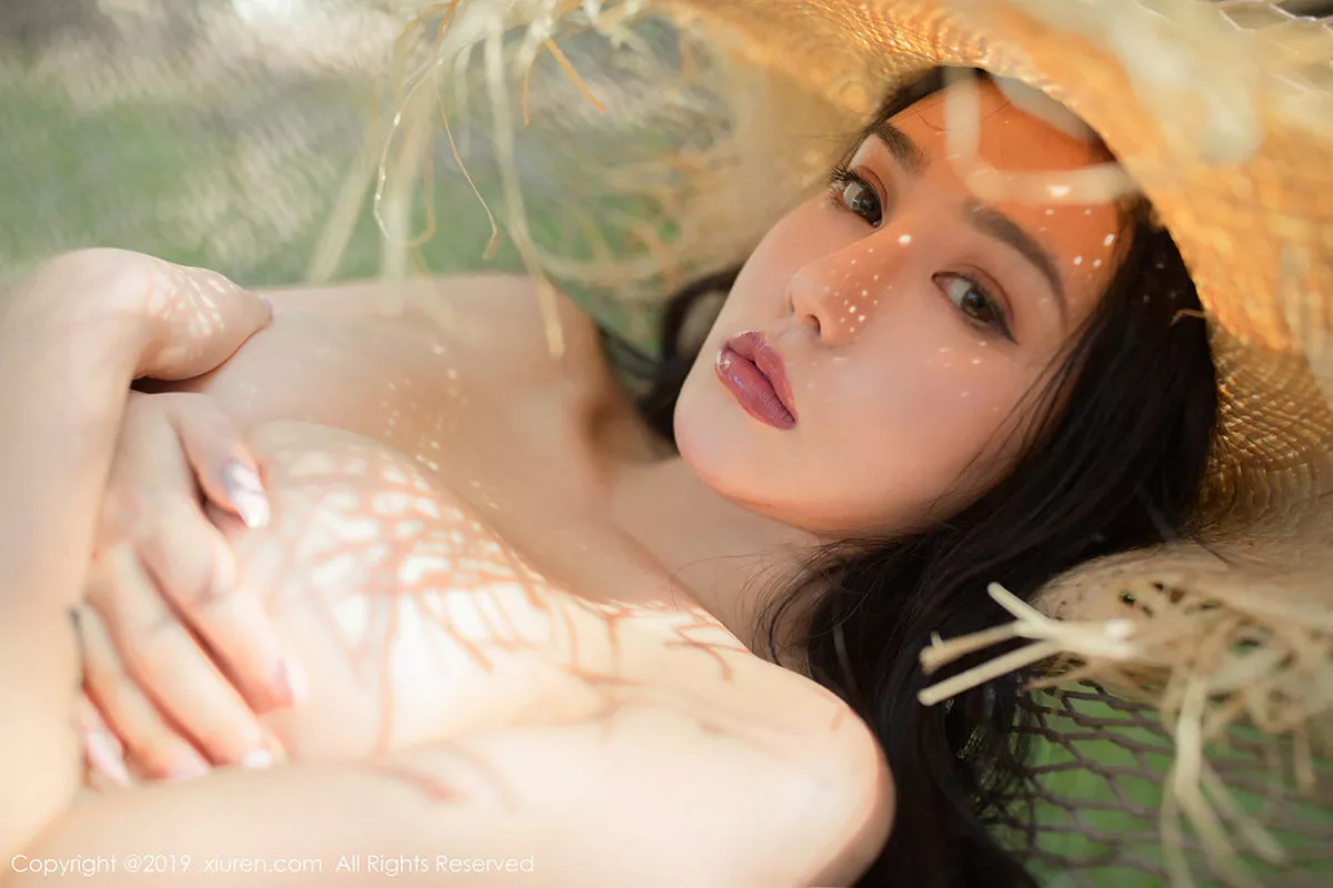 秀人集.com_[XiuRen秀人网]No.1326_女神Manuela玛鲁娜巴哈马旅拍户外大尺度全裸喷血诱惑写真46P