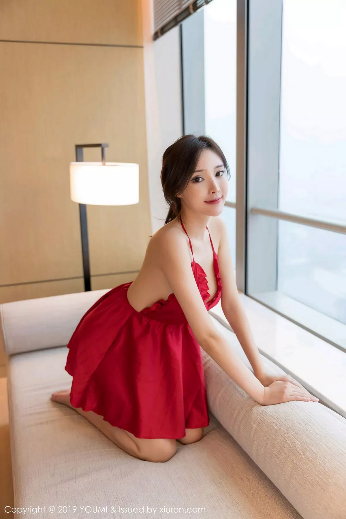 秀人集.com_[YouMi尤蜜荟]Vol.266_女神奶瓶土肥圆性感黑色连身裙+红色蕾丝睡衣秀豪乳诱惑写真51P