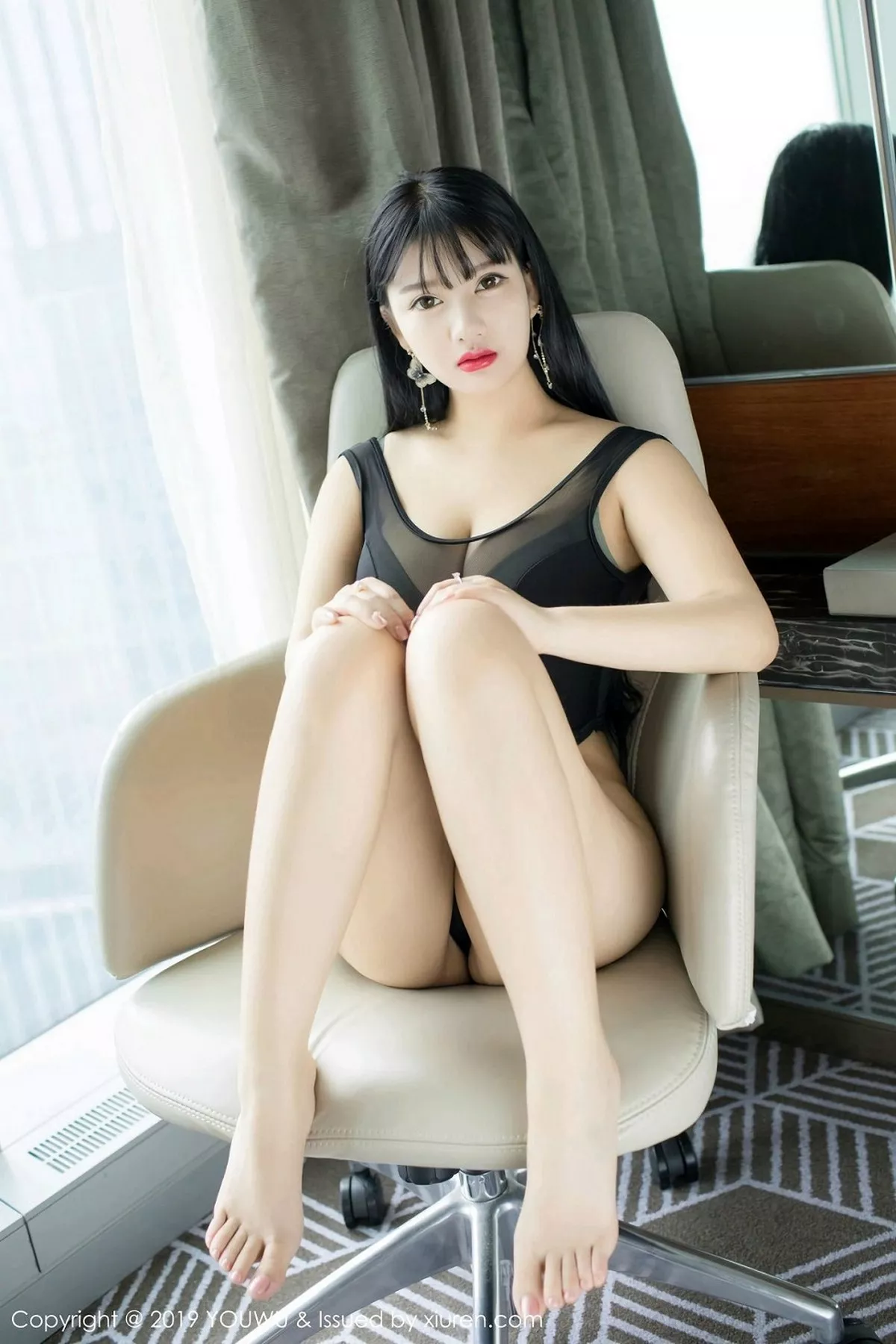 秀人集.com_[YouWu尤物馆]Vol.138_巨乳嫩模小尤奈私房黑色高叉连体内衣秀傲人豪乳诱惑写真59P