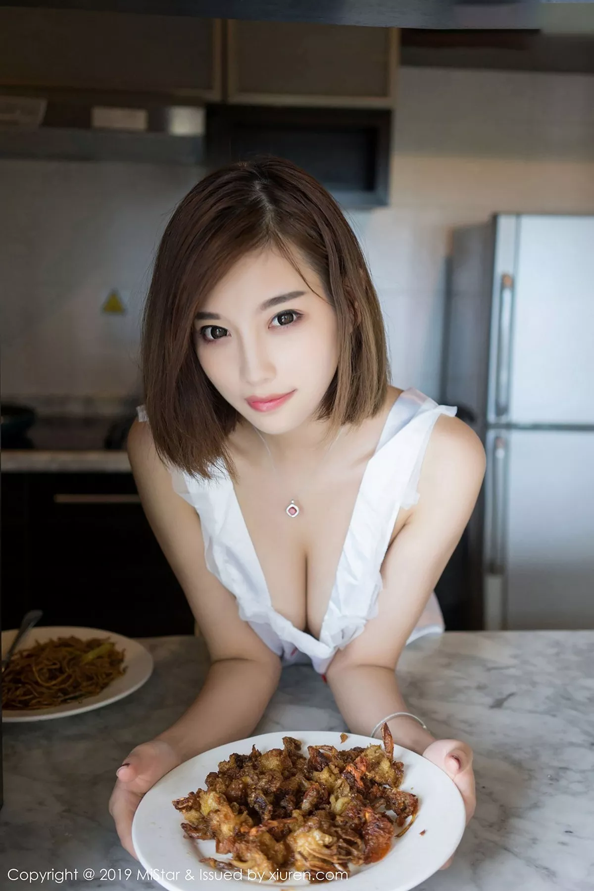 秀人集.com_[MiStar魅妍社]Vol.274_女神杨晨晨sugar沙巴旅拍私房真空女仆装撩人诱惑写真50P