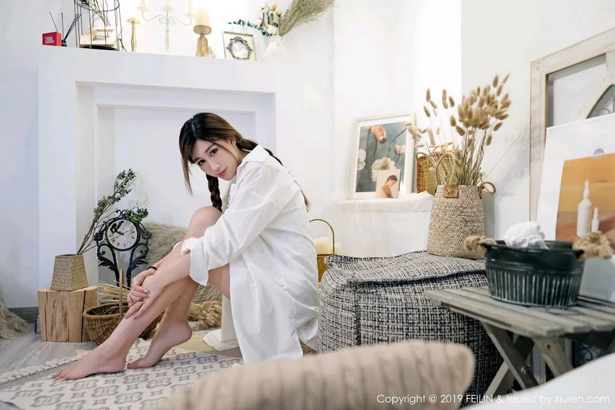 秀人集.com_[FeiLin嗲囡囡]Vol.185_嫩模星星star私房白衬衣配白色蕾丝内衣秀完美身材写真40P