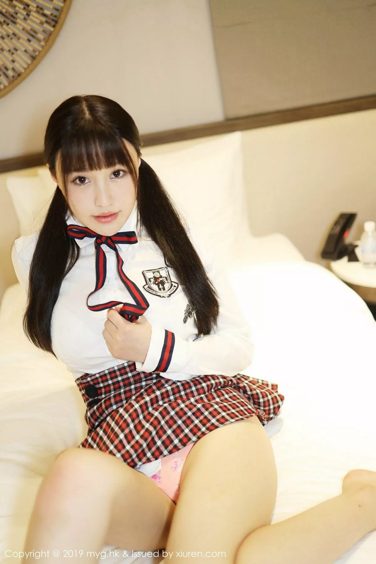 秀人集.com_[MyGirl美媛馆]Vol.355_嫩模Flower朱可儿学生装放学剧情私房床上撩人诱惑写真81P