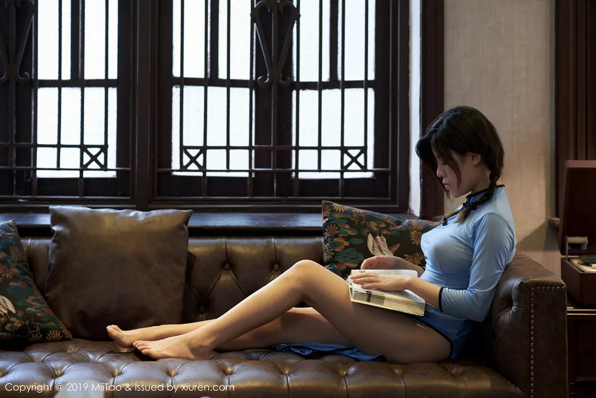 秀人集.com_[MiiTao蜜桃社]Vol.127_嫩模梦恬私房民国风薄纱旗袍透视秀傲人豪乳极致诱惑写真50P