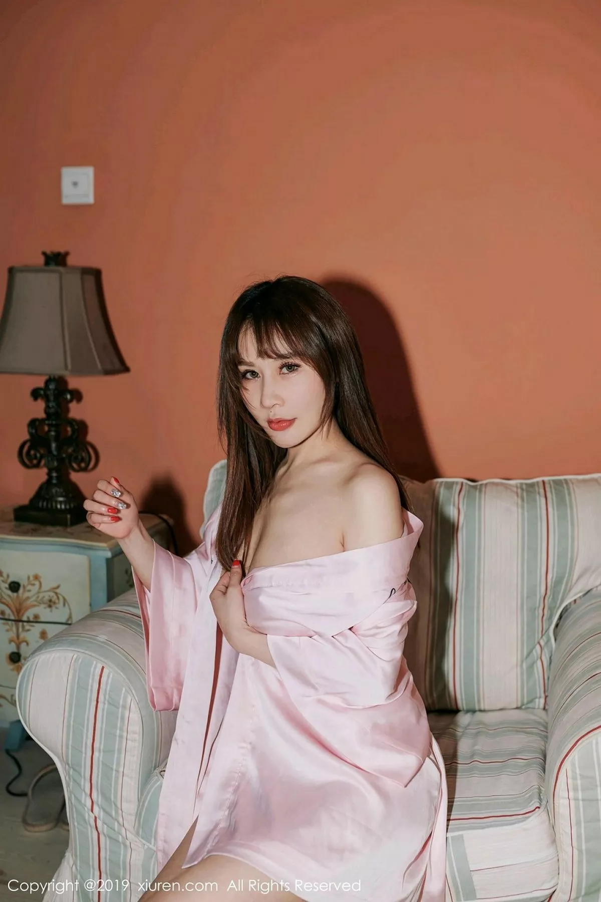 秀人集.com_[XiuRen秀人网]No.1422_嫩模苏可er粉色韵味古风内衣+蕾丝制服女仆装惹火诱惑写真47P