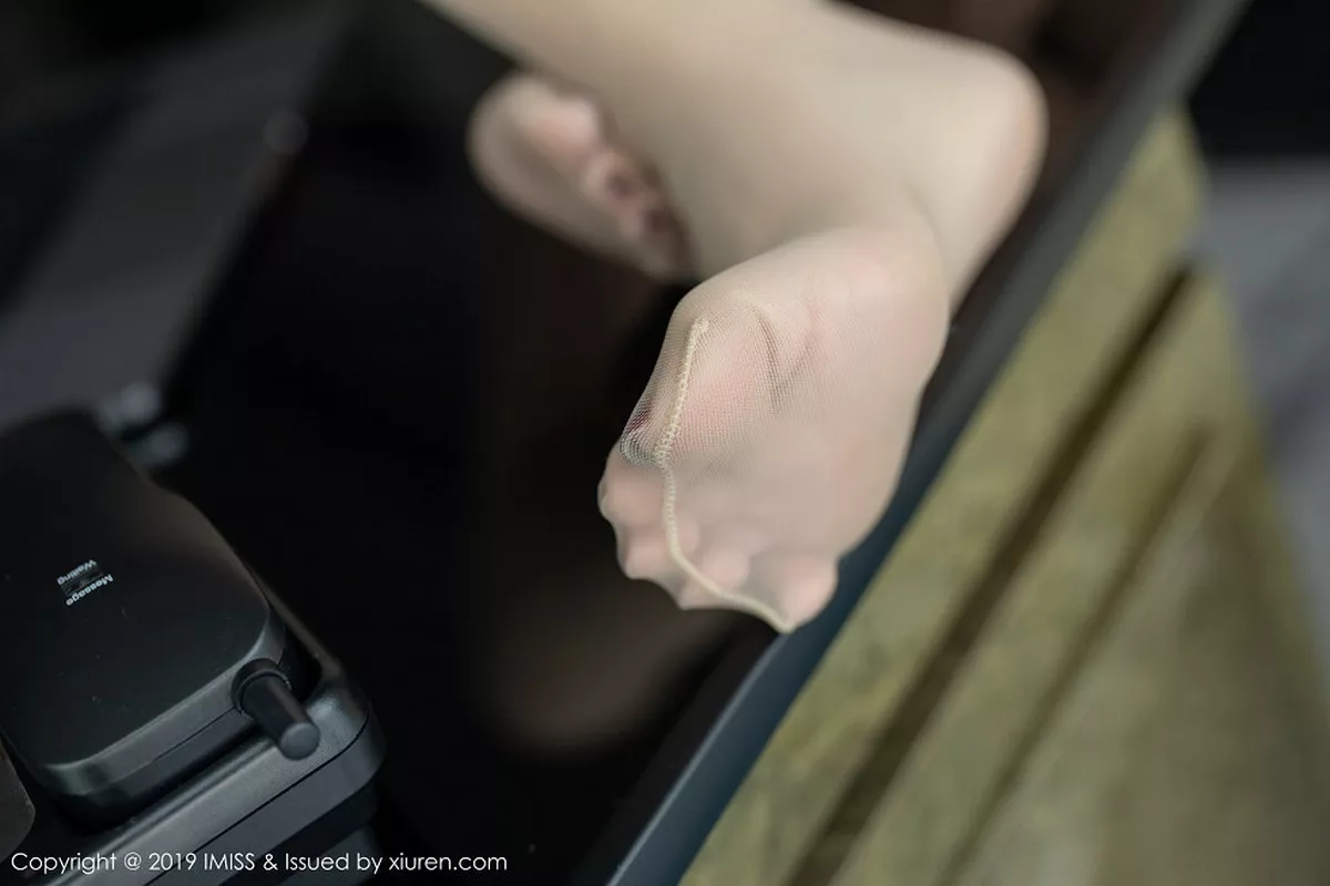 秀人集.com_[IMISS爱蜜社]Vol.346_气质美女Cccil私房性感白色内衣秀魔鬼身材完美诱惑写真52P