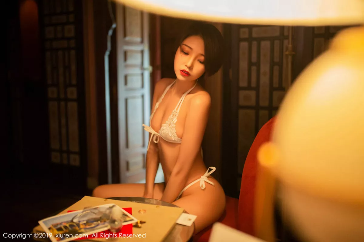 秀人集.com_[XiuRen秀人网]No.1487_嫩模冯木木LRIS摩洛哥旅拍缕空情趣内衣秀火辣身材诱惑写真46P