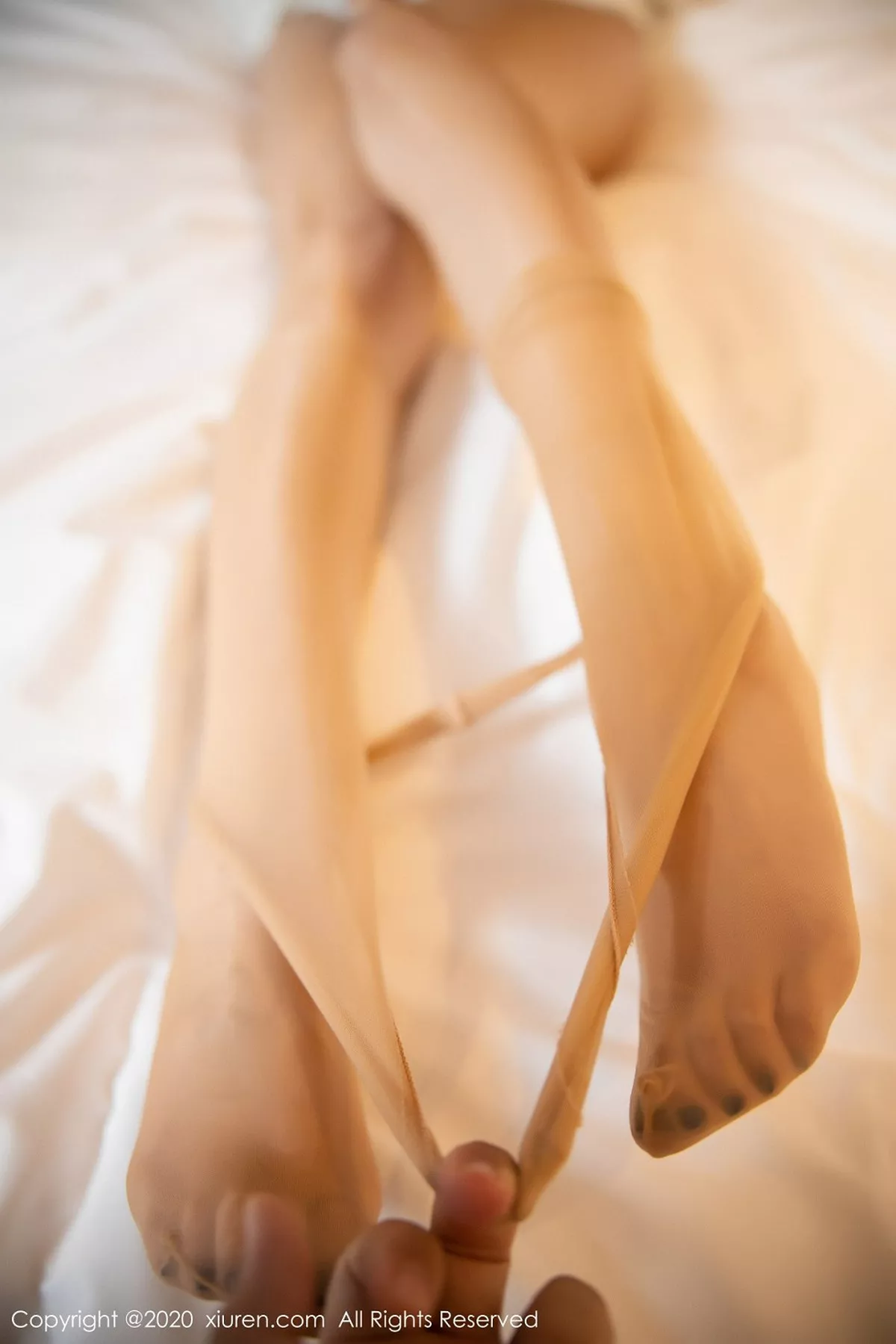 秀人集.com_[XiuRen秀人网]No.2005_女神杨晨晨sugar私房床上性感内衣配超薄肉丝半脱诱惑写真110P