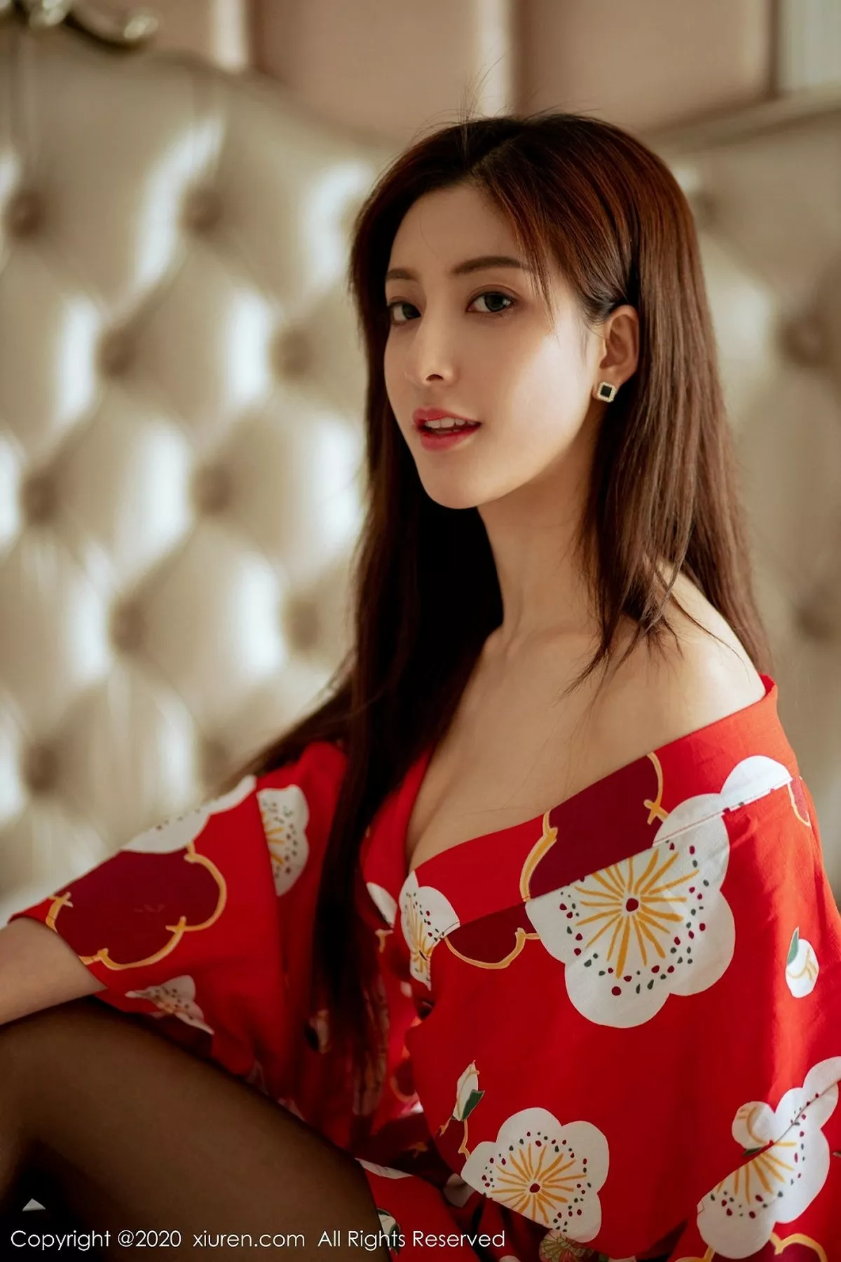 秀人集.com_[XiuRen秀人网]No.2015_嫩模林文文yooki私房鲜艳和服配无内黑丝撩人姿势诱惑写真65P