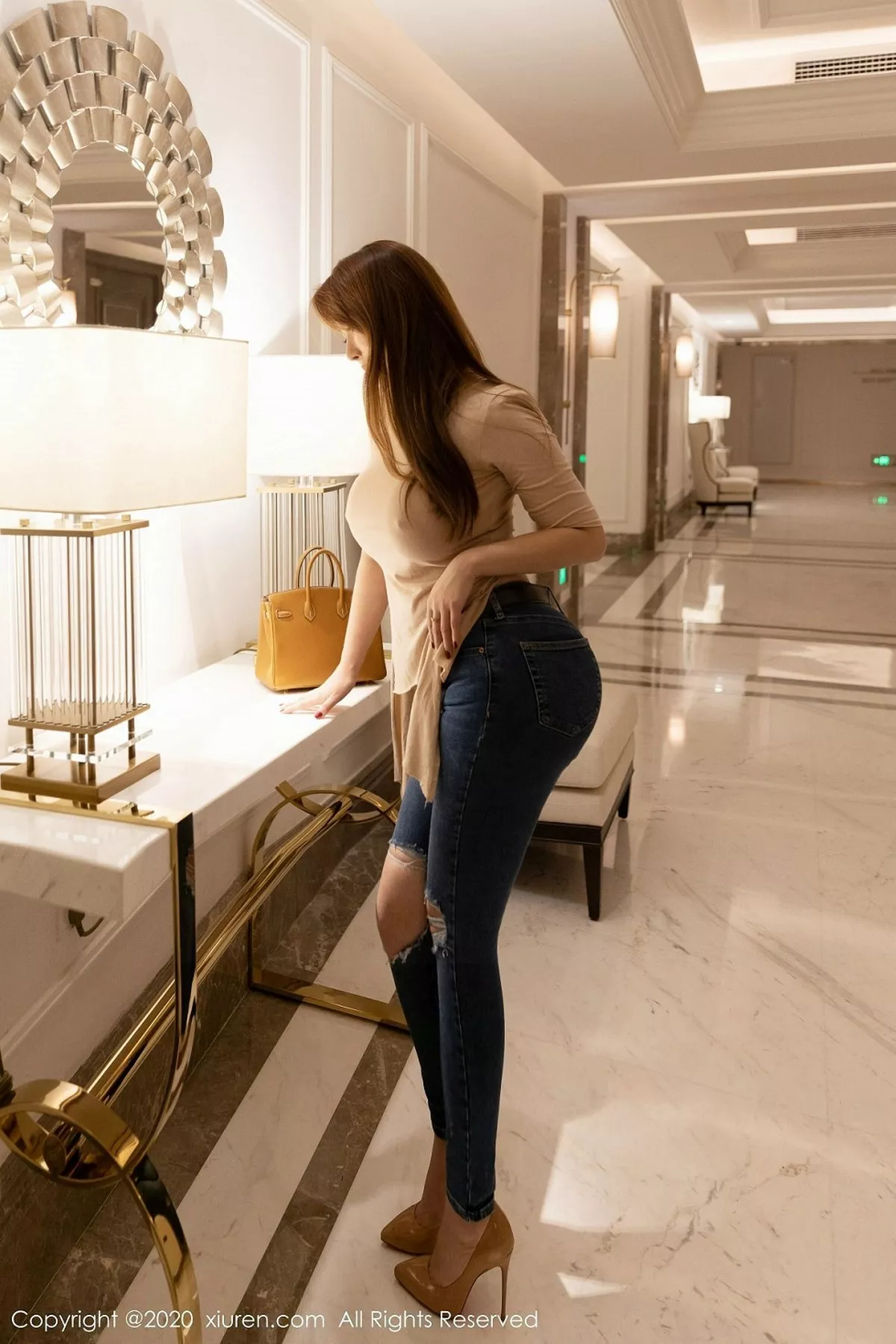 秀人集.com_[XiuRen秀人网]No.2038_性感女神Egg-尤妮丝私房情趣丁字裤露浑圆翘臀极致诱惑写真56P