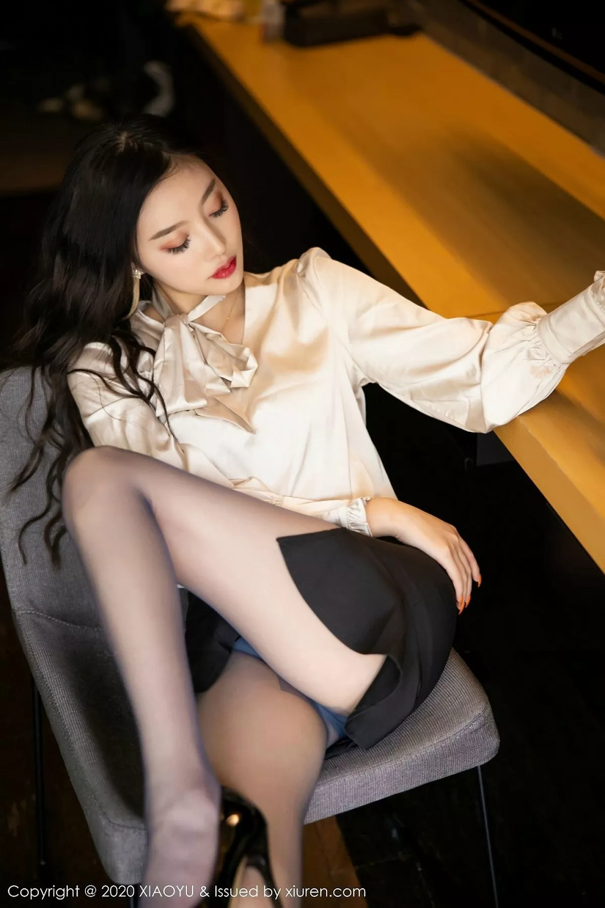 秀人集.com_[XiaoYu画语界]Vol.263_女神杨晨晨sugar济州岛旅拍精致镂空内衣配黑丝袜诱惑写真106P