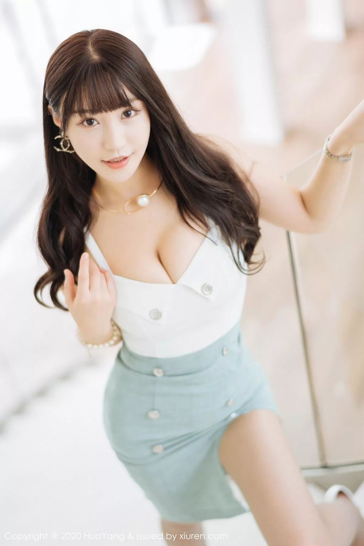 秀人集.com_[HuaYang花漾]Vol.226_嫩模朱可儿普吉岛旅拍性感内衣秀豪乳无内肉丝惹火诱惑写真52P