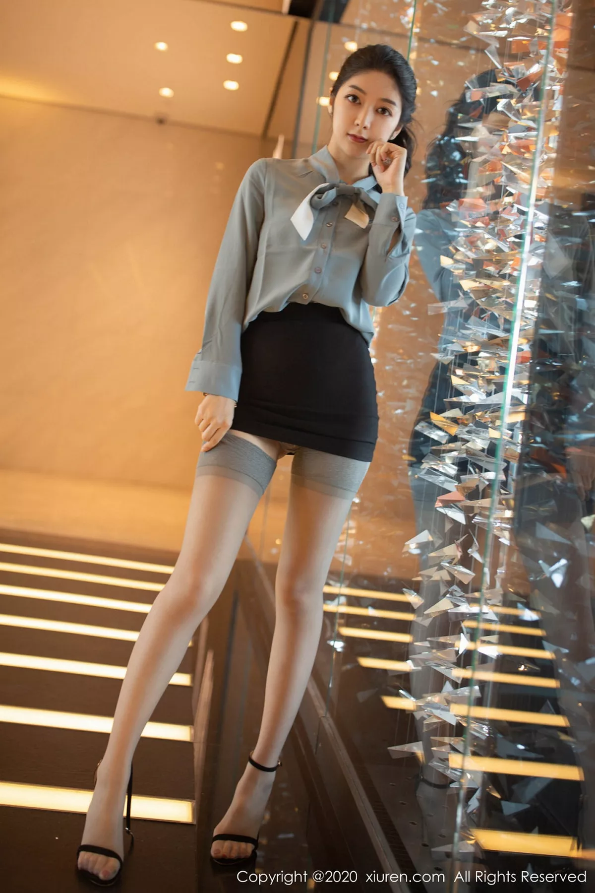 秀人集.com_[XiuRen秀人网]No.1985_嫩模Angela小热巴职业OL装缕空蕾丝内衣配灰丝袜诱惑写真73P