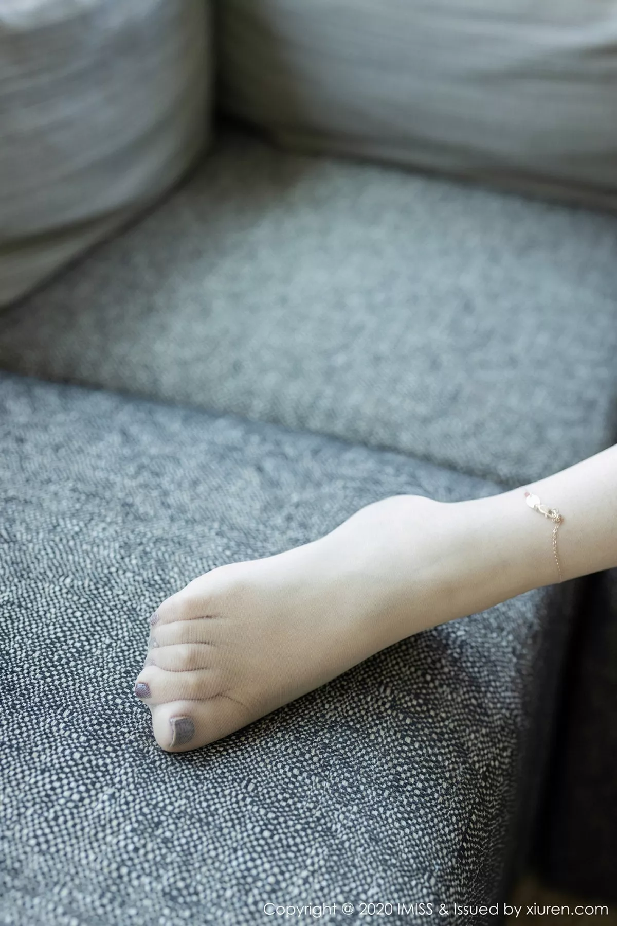 秀人集.com_[IMISS爱蜜社]Vol.442_女神芝芝Booty私房镂空内衣配肉丝裤袜秀翘臀美腿诱人写真77P