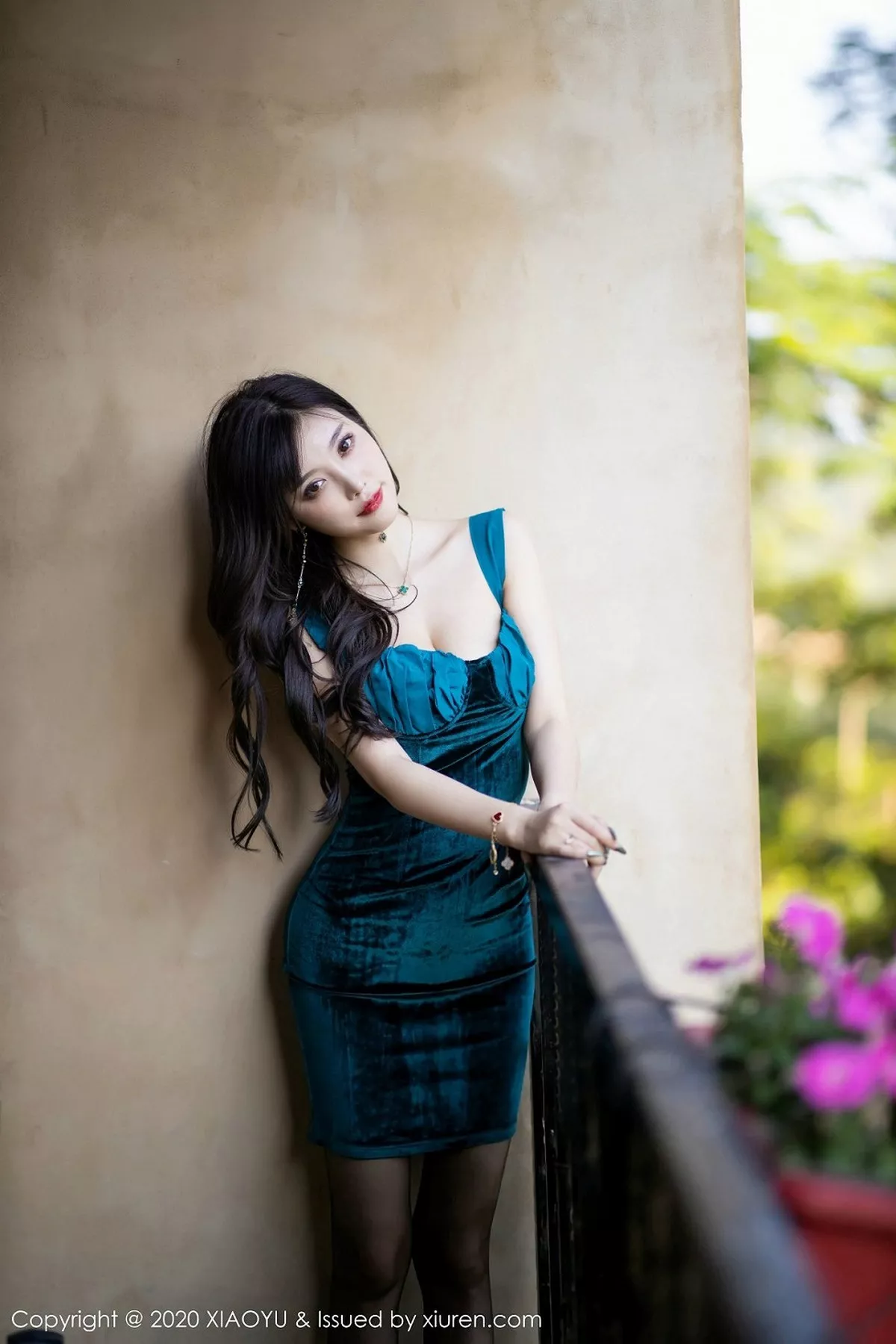 秀人集.com_[XiaoYu画语界]Vol.277_女神杨晨晨sugar古典场景主题私房超薄黑丝极致魅惑写真90P