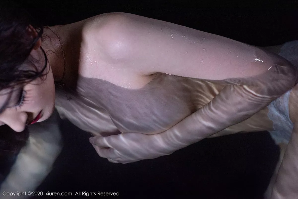 秀人集.com_[XiuRen秀人网]No.2116_嫩模沈梦瑶私房透视情趣睡衣温泉湿身秀火辣美体极致诱惑写真40P