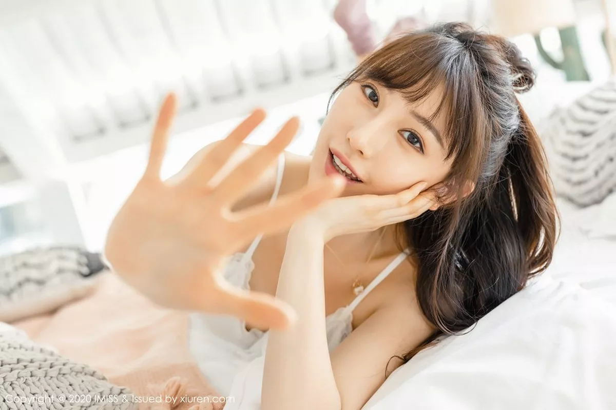 秀人集.com_[IMISS爱蜜社]Vol.457_气质女神Lynn刘奕宁私房超透连身裙露性感内衣撩人诱惑写真52P