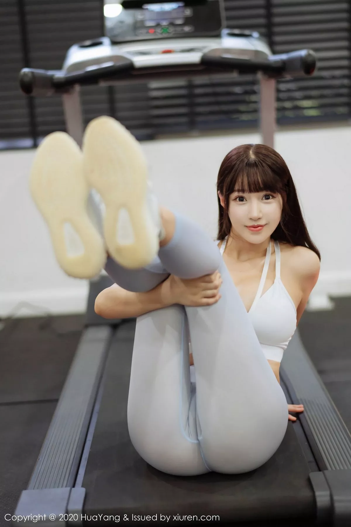 秀人集.com_[HuaYang花漾]Vol.235_女神朱可儿普吉岛旅拍健身房无内紧身裤秀火辣身材诱惑写真52P