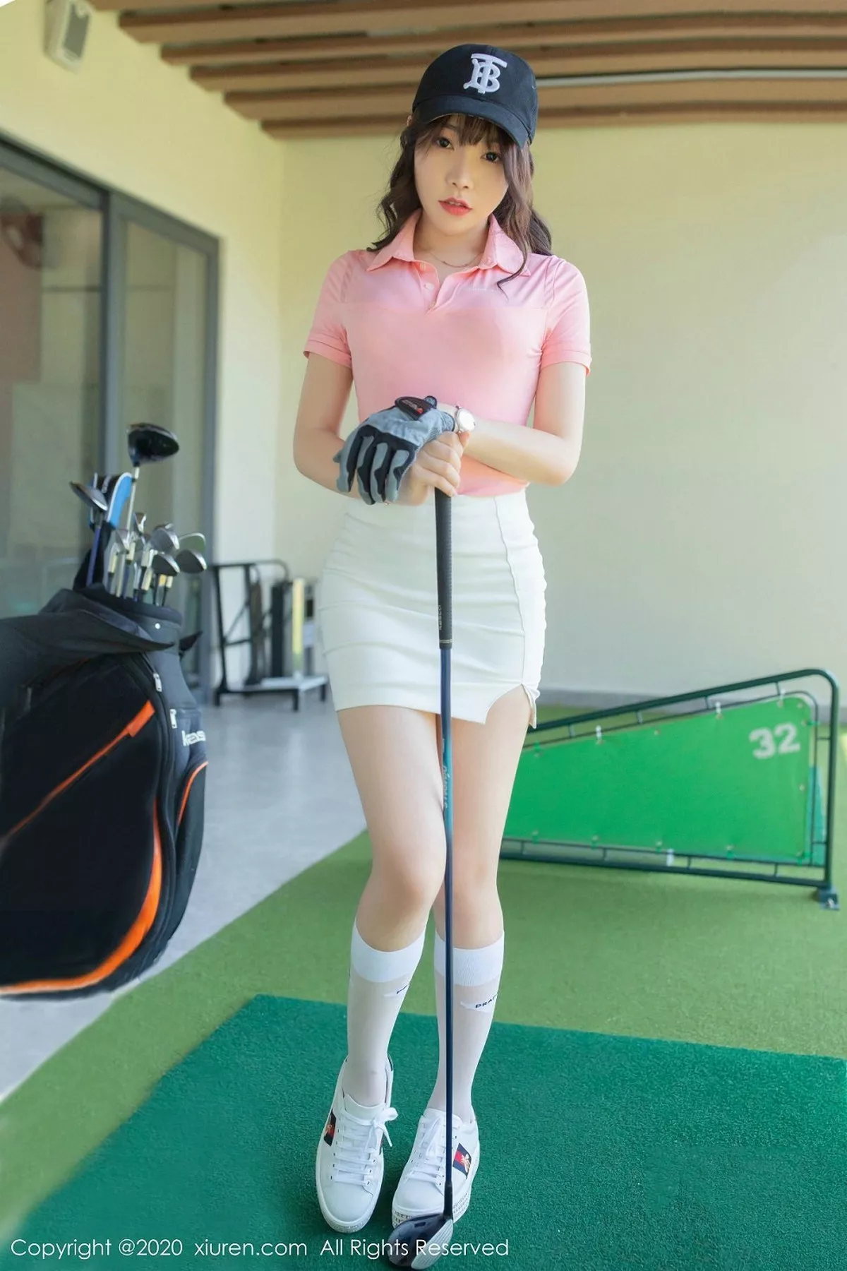 秀人集.com_[XiuRen秀人网]No.2091_女神芝芝Booty高尔夫主题户外半脱露性感内衣撩人诱惑写真103P