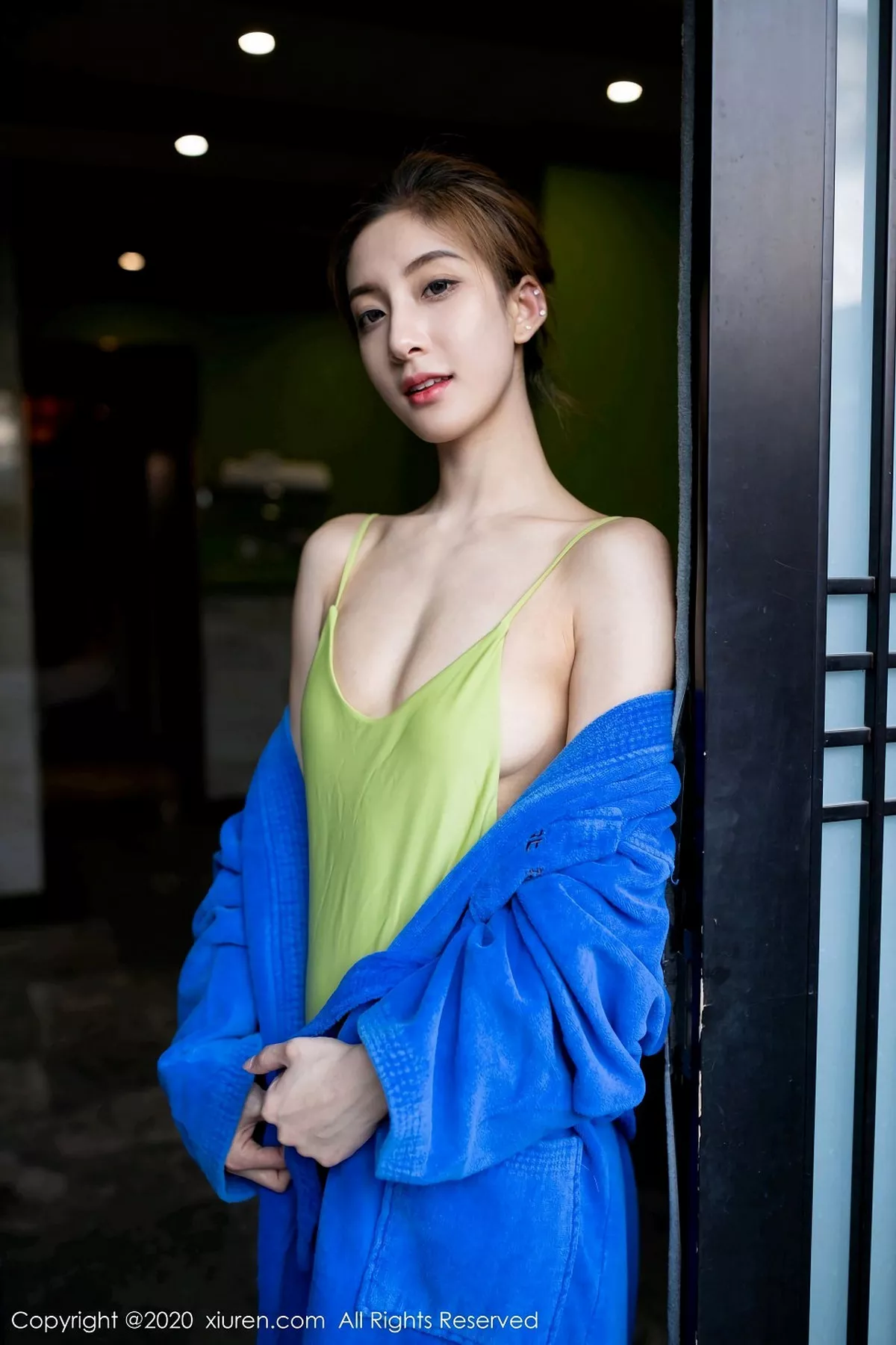 秀人集.com_[XiuRen秀人网]No.2207_嫩模林文文yooki室外温泉里性感连体比基尼秀完美身材写真56P