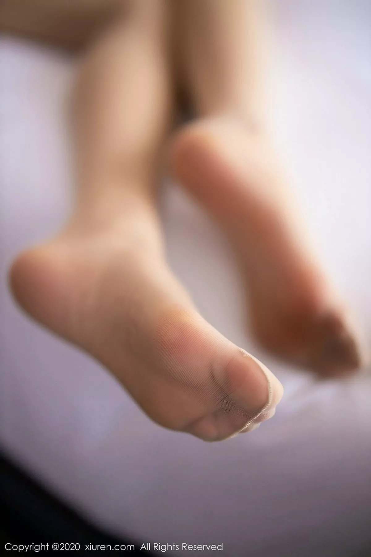 秀人集.com_[XiuRen秀人网]No.2217_女神杨晨晨sugar床上华丽典雅吊裙配无内肉丝裤袜撩人诱惑写真63P