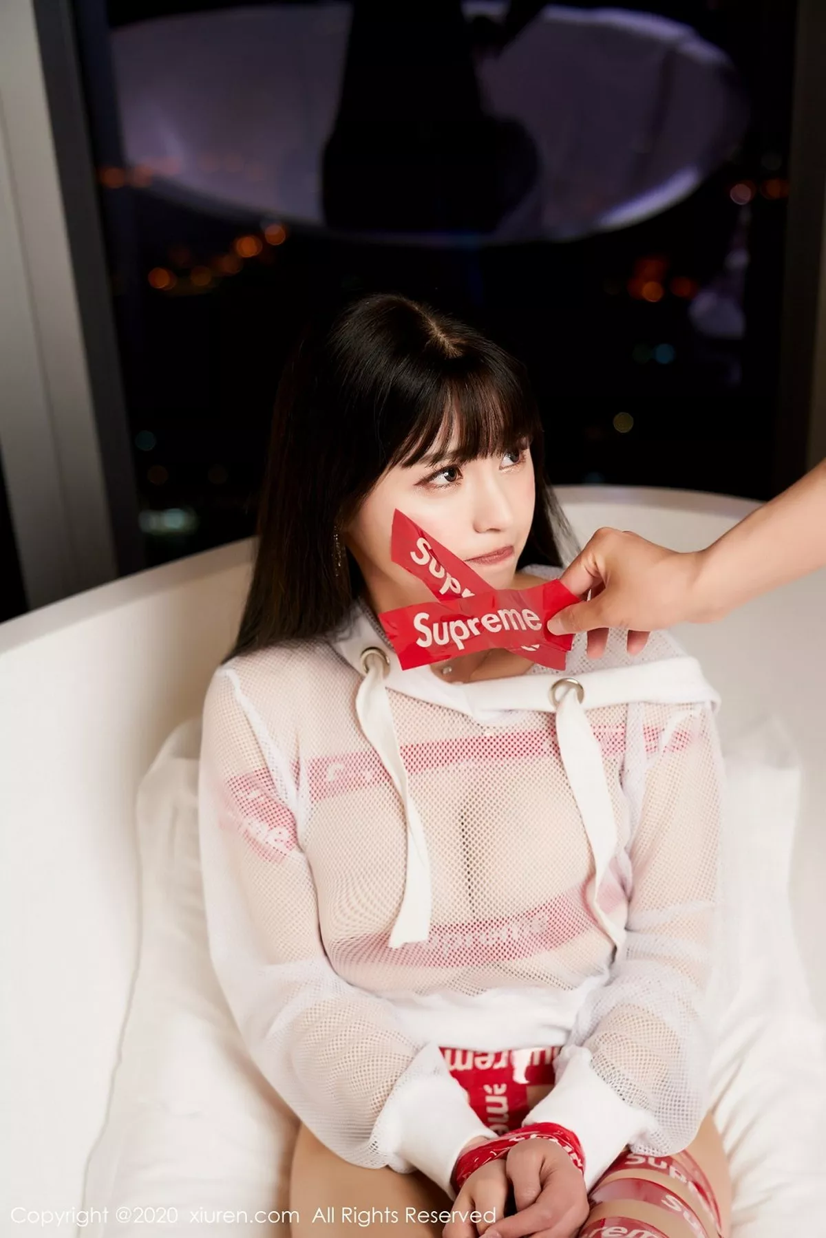 秀人集.com_[XiuRen秀人网]No.2227_女神朱可儿Flower心愿旅拍浴室猩红胶布情趣捆绑惹火诱惑写真96P