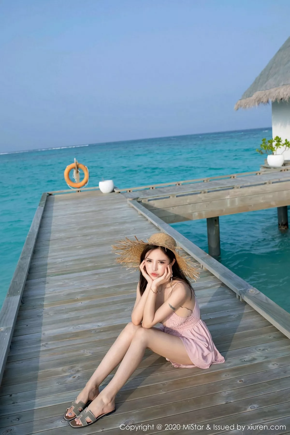 秀人集.com_[MiStar魅妍社]Vol.324_女神陈思琪Art马尔代夫旅拍沙滩性感比基尼完美诱惑写真43P