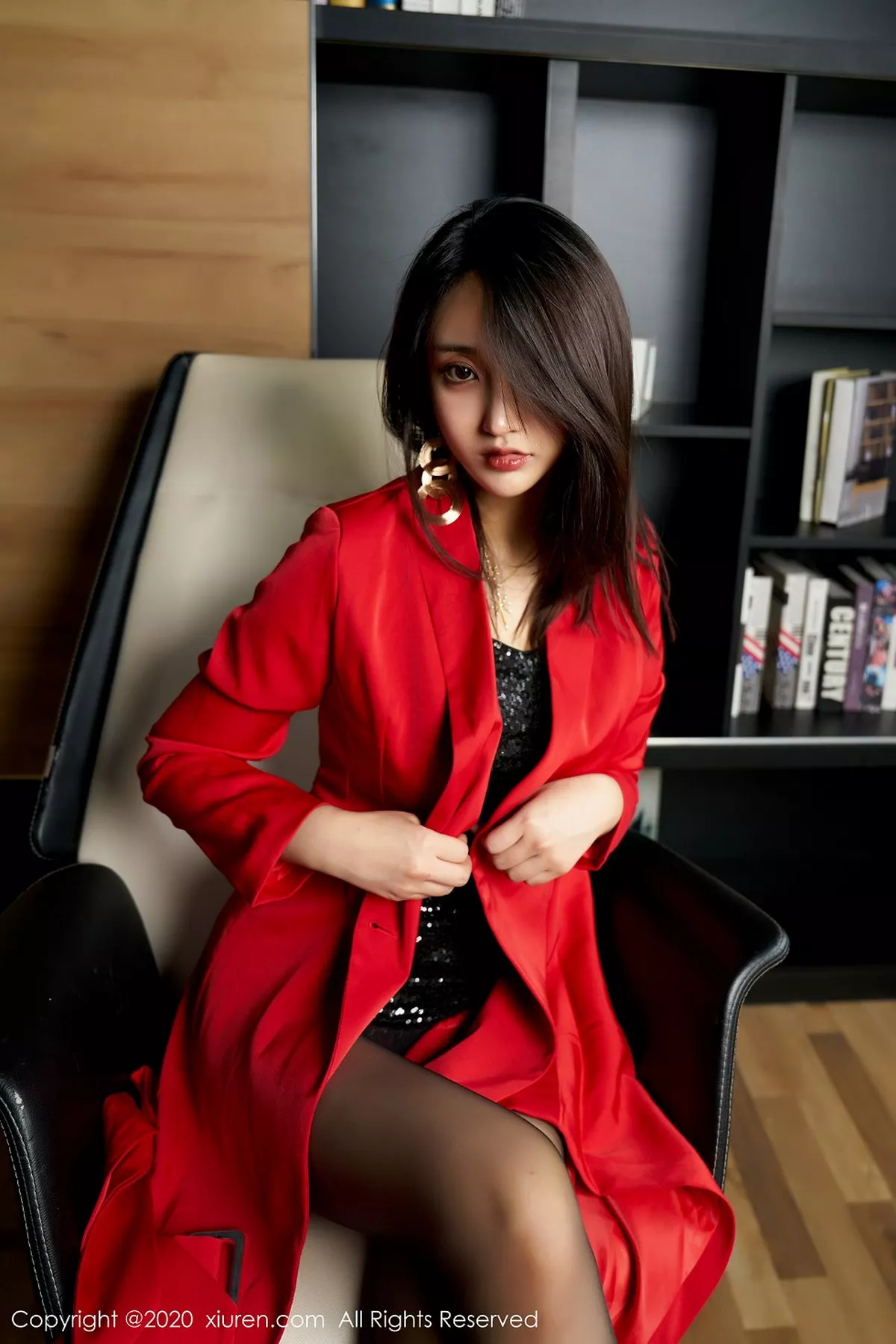 秀人集.com_[XiuRen秀人网]No.2247_嫩模Betty林子欣心愿旅拍魅惑黑丝主题秀惹火身材勾人诱惑写真75P