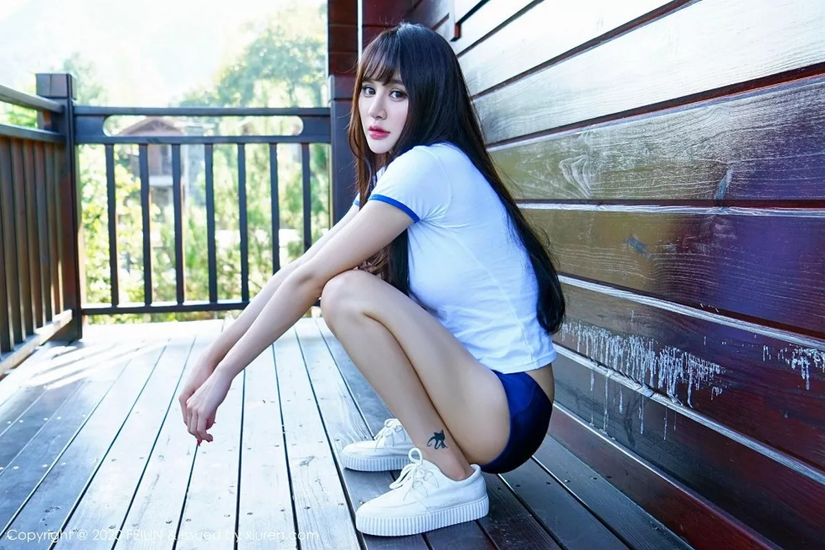 秀人集.com_[FeiLin嗲囡囡]VOL.233_嫩模Cheryl青树泳池边性感比基尼+私房黑丝主题完美诱惑写真100P