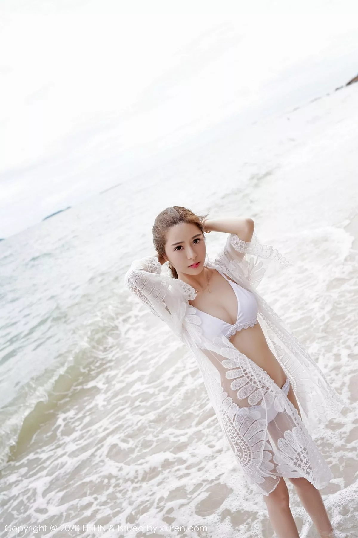 秀人集.com_[FeiLin嗲囡囡]VOL.234_嫩模luna张静燕沙滩黄色比基尼+泳池白色比基尼诱惑写真104P