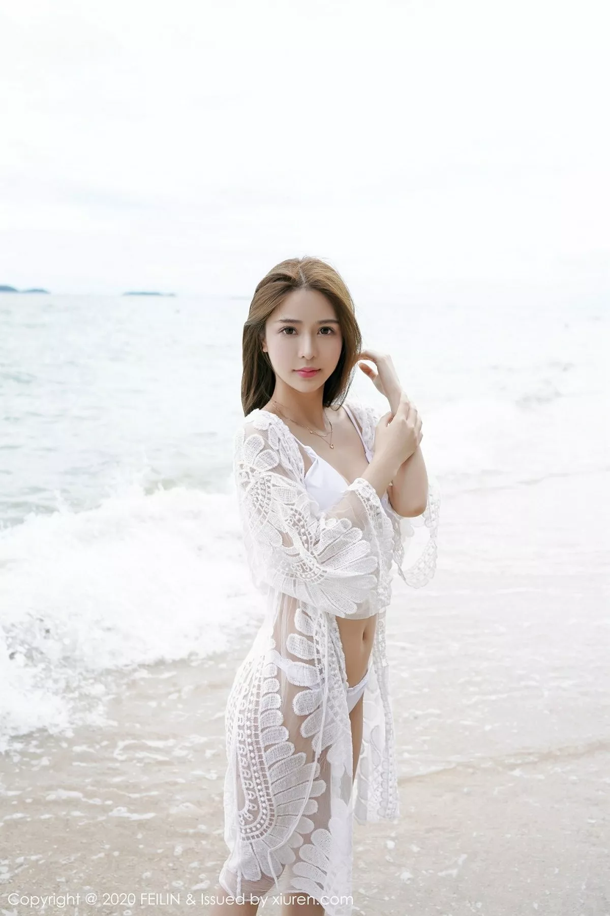 秀人集.com_[FeiLin嗲囡囡]VOL.234_嫩模luna张静燕沙滩黄色比基尼+泳池白色比基尼诱惑写真104P