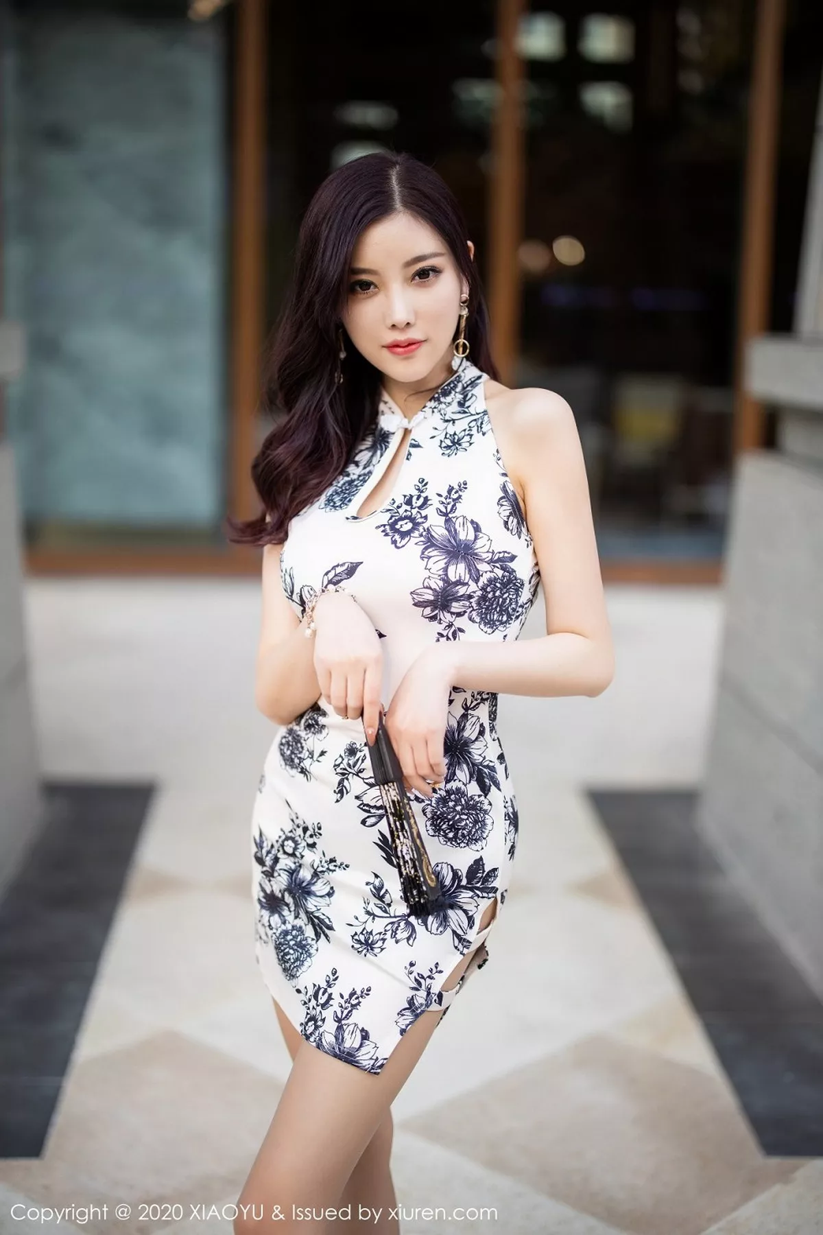 秀人集.com_[XiaoYu画语界]Vol.318_女神杨晨晨sugar素雅旗袍装配肉丝裤袜秀迷人身材性感写真98P