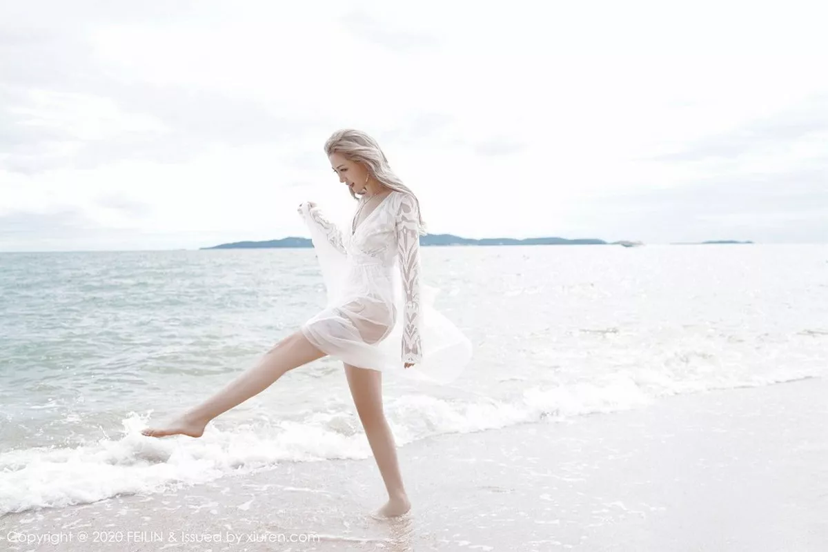 秀人集.com_[FeiLin嗲囡囡]VOL.236_嫩模晗大大Via私房黑色内衣+户外比基尼秀苗条身材性感写真106P