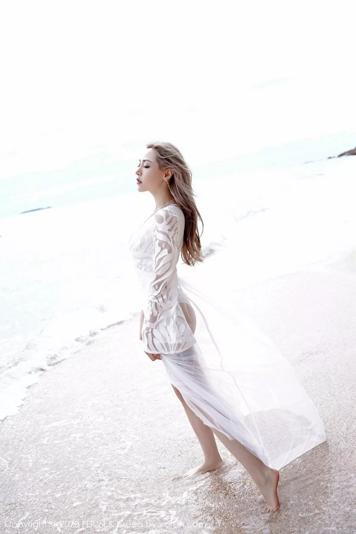 秀人集.com_[FeiLin嗲囡囡]VOL.236_嫩模晗大大Via私房黑色内衣+户外比基尼秀苗条身材性感写真106P