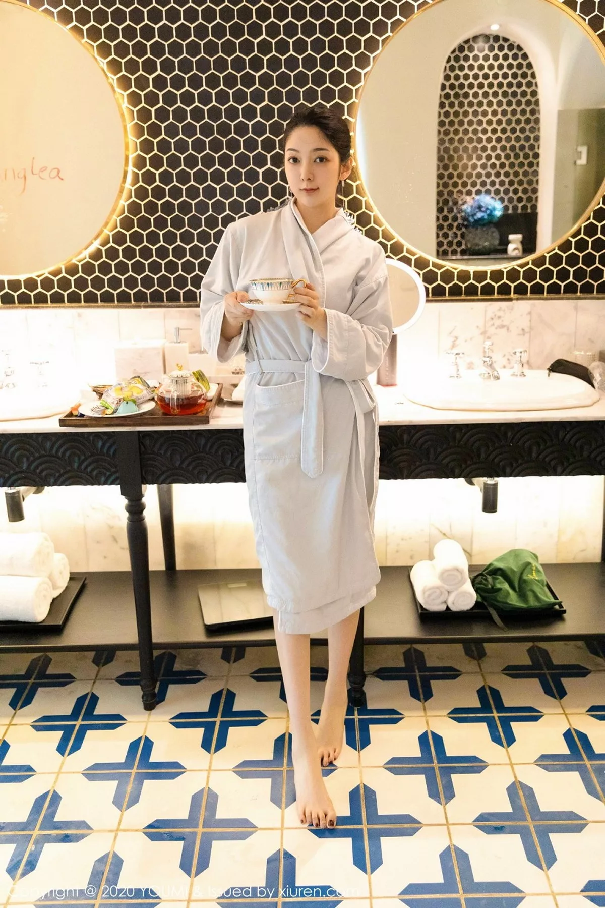 秀人集.com_[YouMi尤蜜荟]Vol.483_嫩模Angela小热巴大理旅拍室内泳池主题性感内衣诱惑写真72P