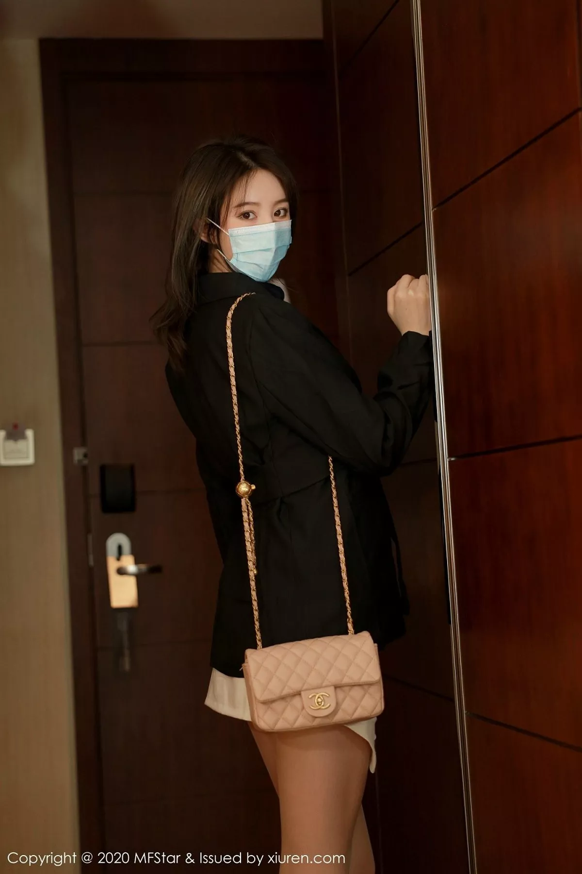 秀人集.com_[MFStar模范学院]Vol.333_嫩模yoo优优私房剧情主题性感内衣配肉丝裤袜完美诱惑写真59P