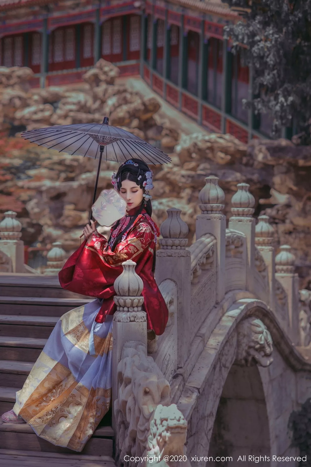 秀人集.com_[XiuRen秀人网]No.2395_嫩模小蛮妖Yummy私房黑色缕空透明旗袍配黑丝裤袜诱惑写真85P