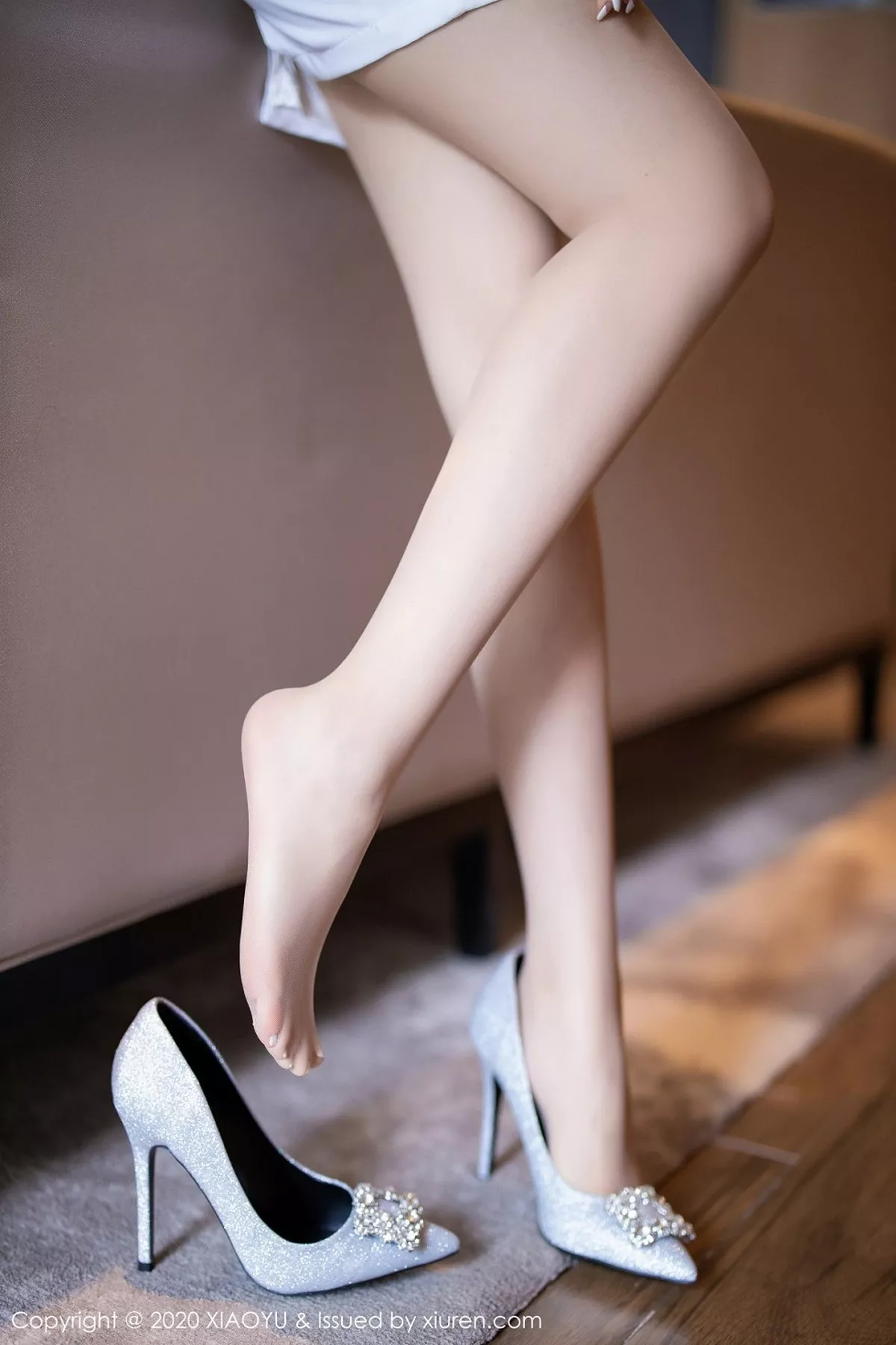 秀人集.com_[XiaoYu画语界]Vol.340_女神芝芝Booty阳朔旅拍性感豹纹内衣配肉丝裤袜诱惑写真53P