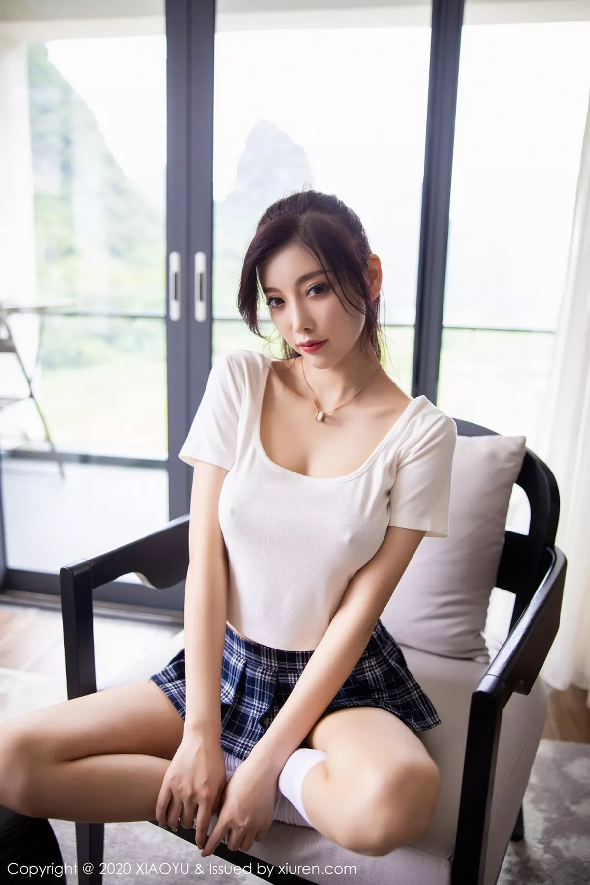 秀人集.com_[XiaoYu画语界]Vol.343_女神杨晨晨sugar阳朔旅拍格子JK短裙秀完美身材诱惑写真64P