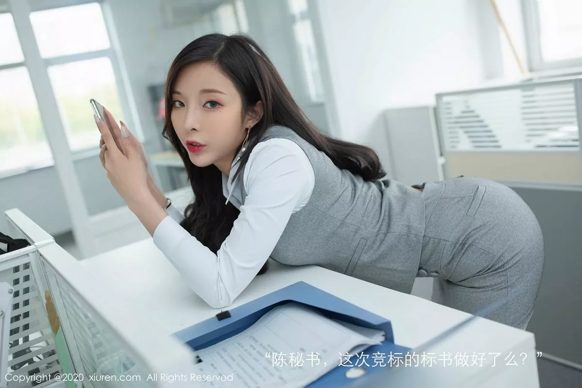 秀人集.com_[XiuRen秀人网]No.2435_嫩模陈小喵职场竞标主题白衬衣配开档肉丝裤袜撩人诱惑写真76P