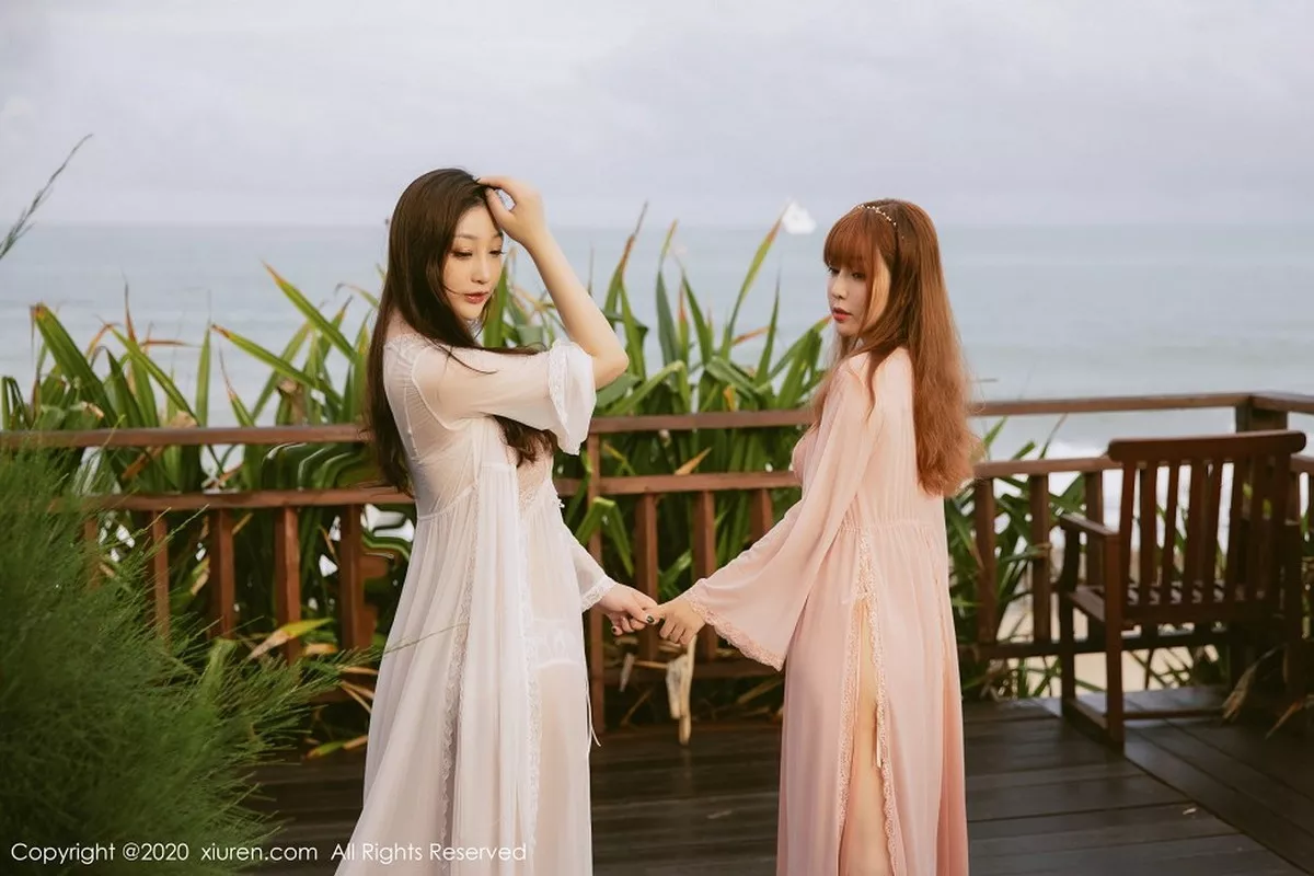 秀人集.com_[XiuRen秀人网]No.2444_两大女神王雨纯与妲己_Toxic三亚旅拍合集户外情趣内衣诱惑写真55P