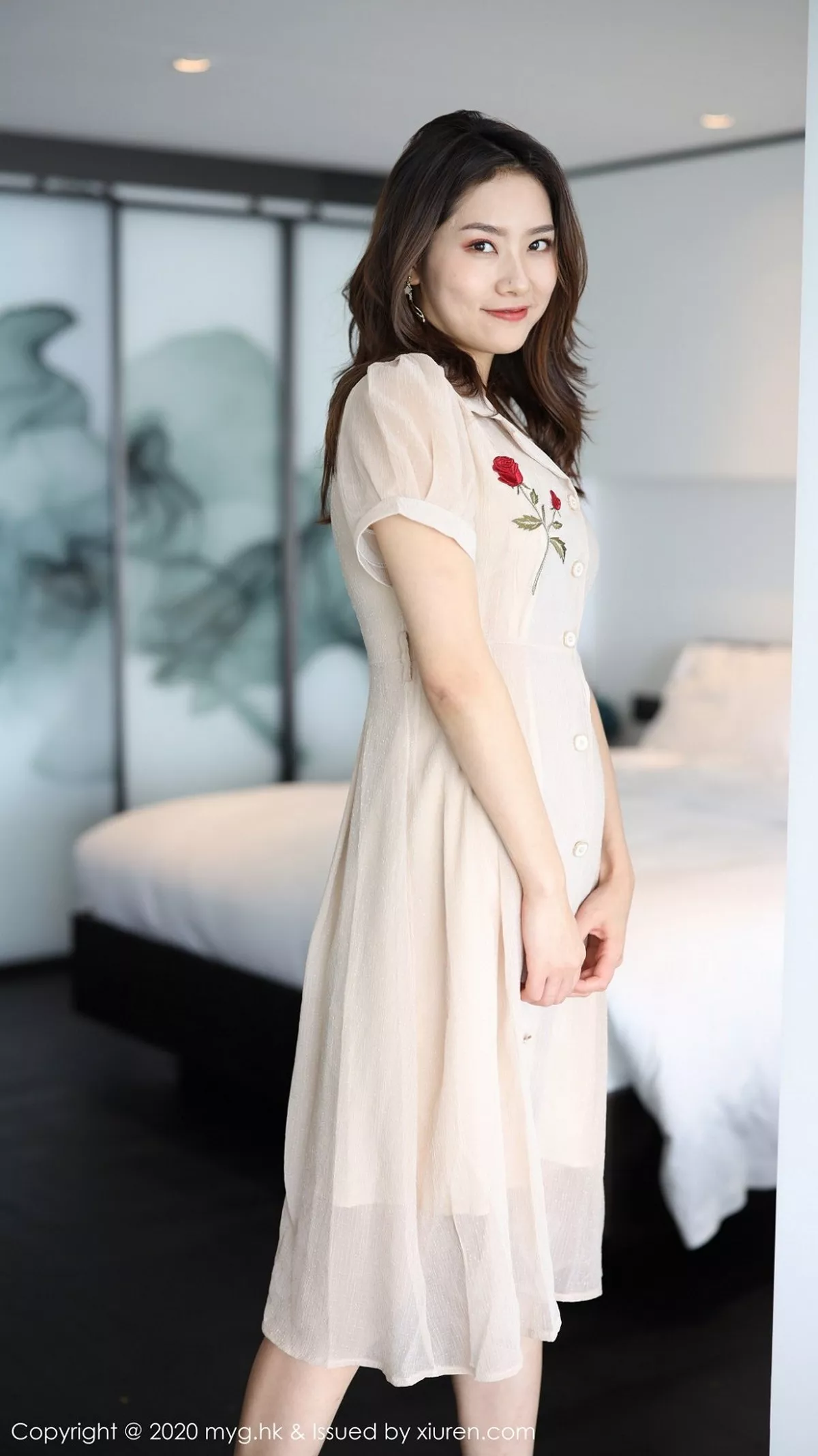 秀人集.com_[MyGirl美媛馆]Vol.447_嫩模方子萱大理旅拍私房典雅长裙半脱秀完美身材诱惑写真92P