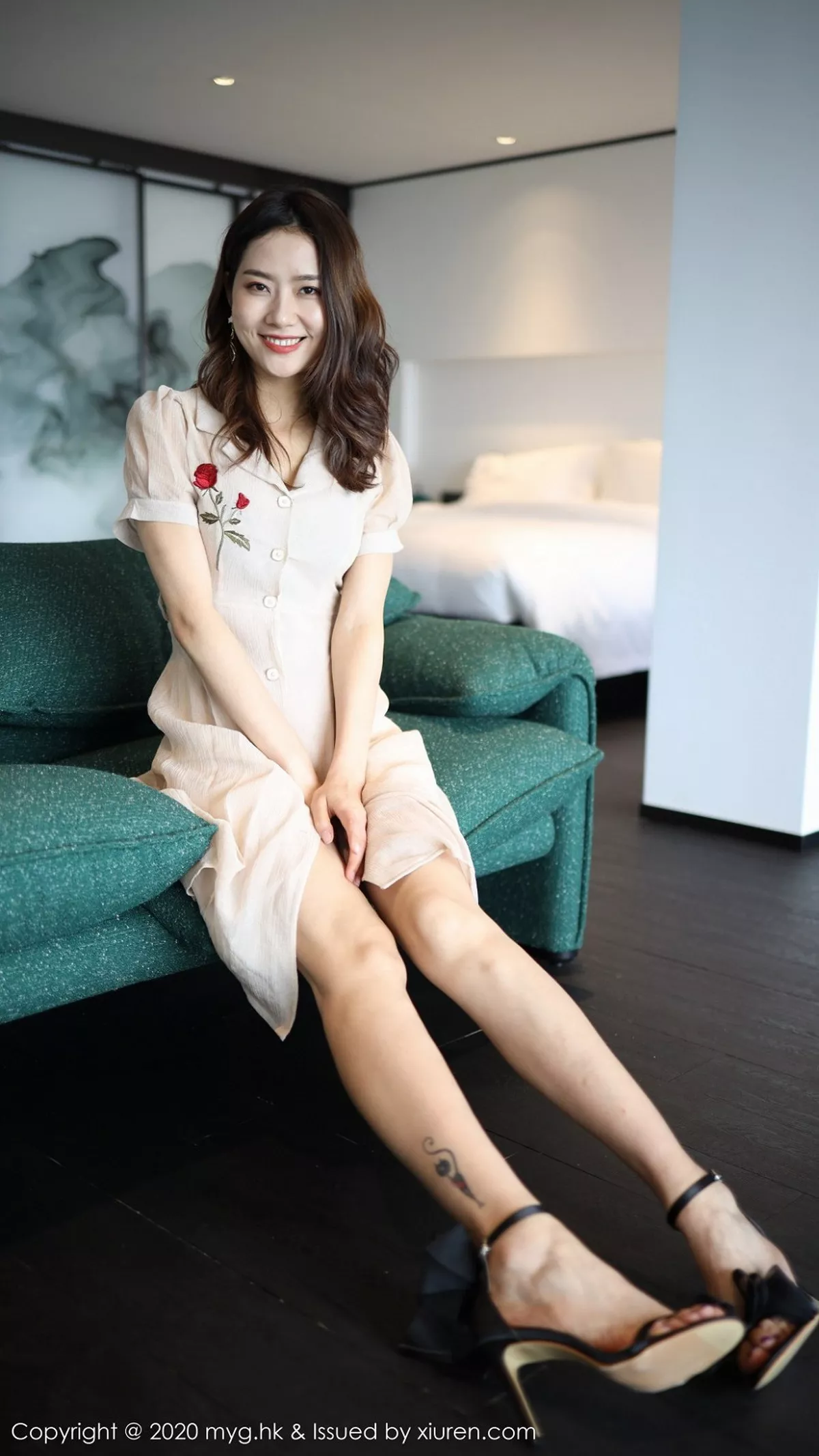 秀人集.com_[MyGirl美媛馆]Vol.447_嫩模方子萱大理旅拍私房典雅长裙半脱秀完美身材诱惑写真92P