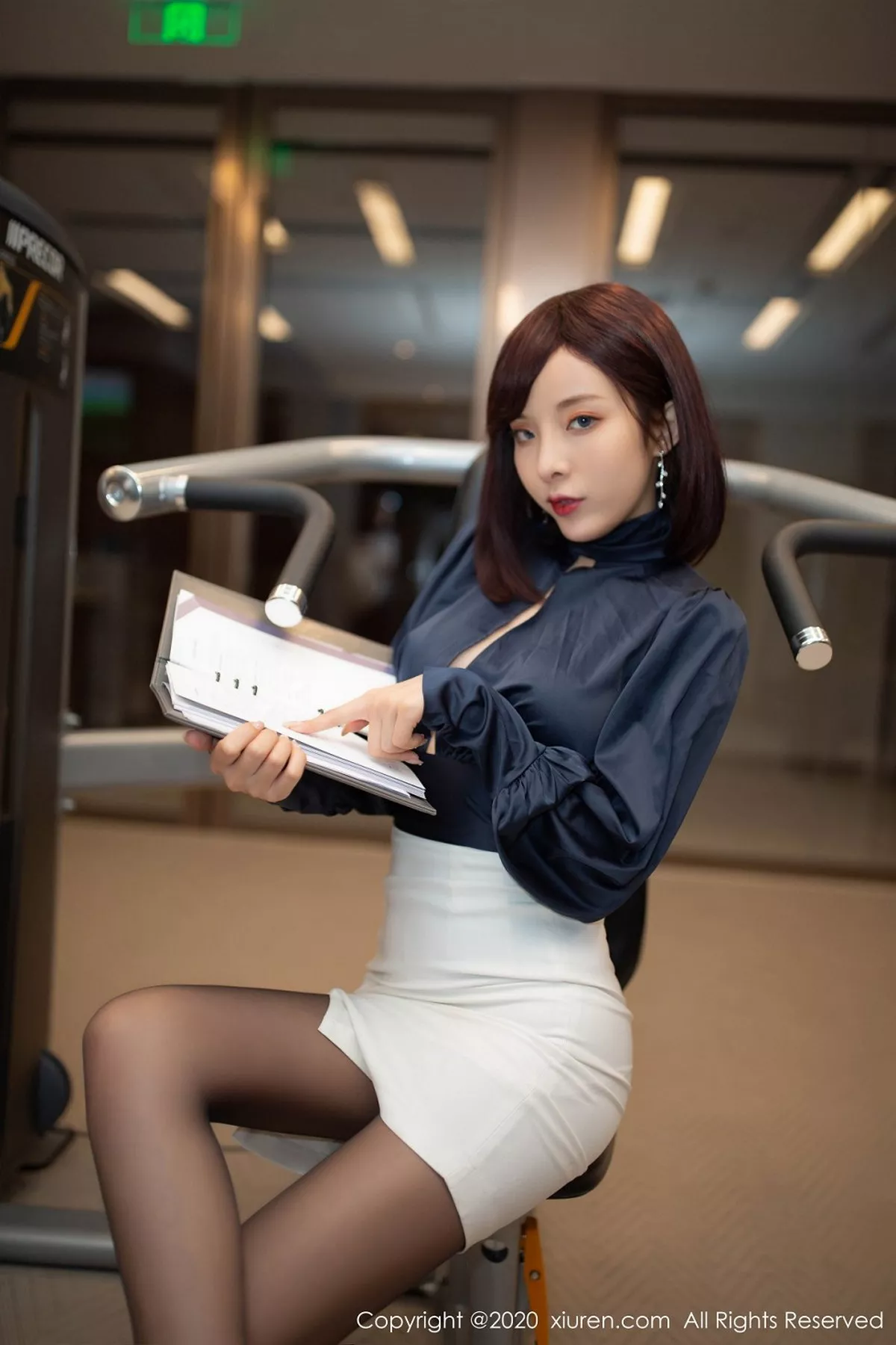 秀人集.com_[XiuRen秀人网]No.2452_嫩模陈小喵私教销售主题半脱露性感内衣配开档黑丝裤袜诱惑写真80P